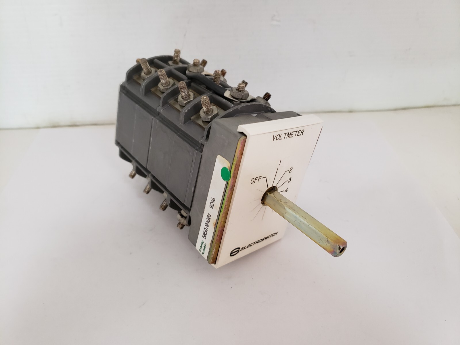 ELECTROSWTICH 505A704G01 ROTARY SWITCH 600V AC NIB