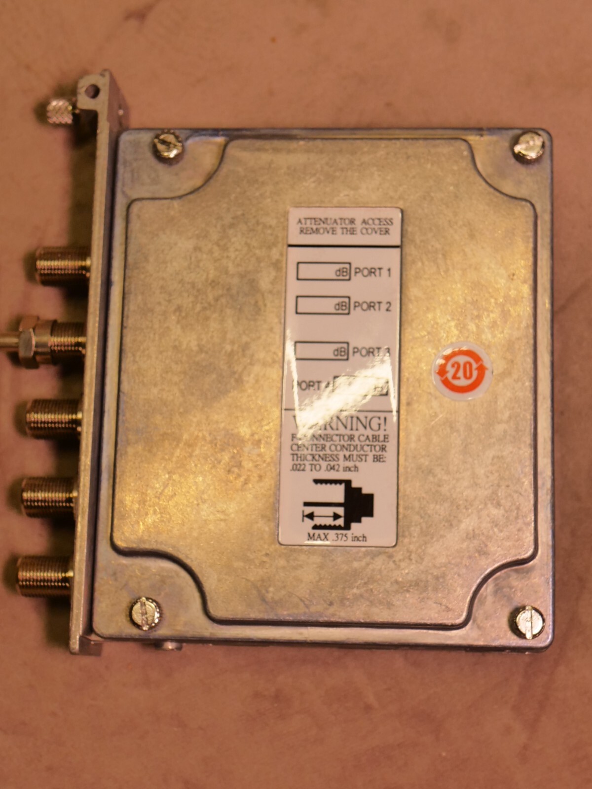Scientific Atlanta or Cisco 9904 4-Way Splitter FWD 50-1000MHz