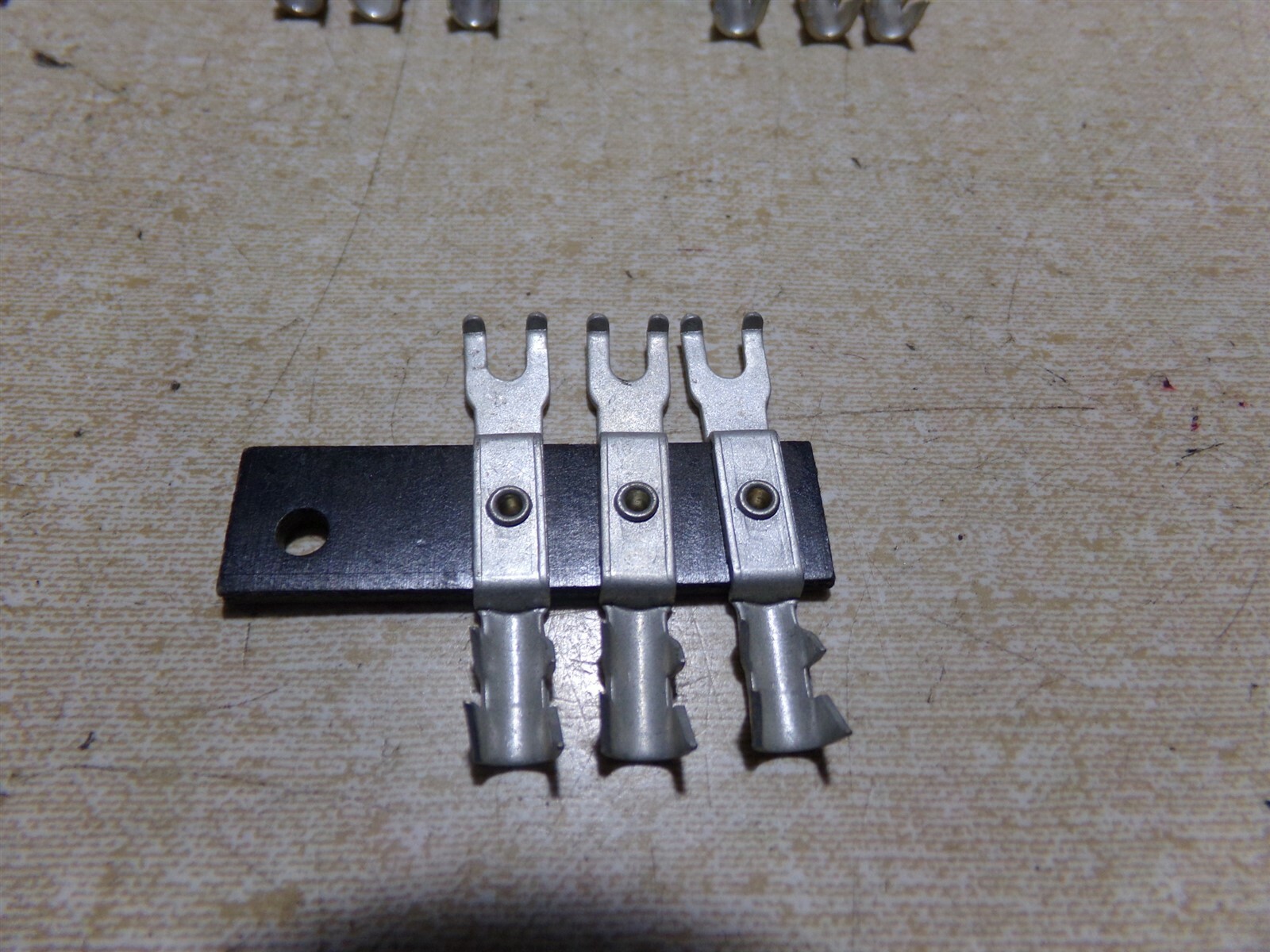 NEW 3-Pole Fork Terminal Jumper Strip Lot of 10 *FREE SHIPPING*