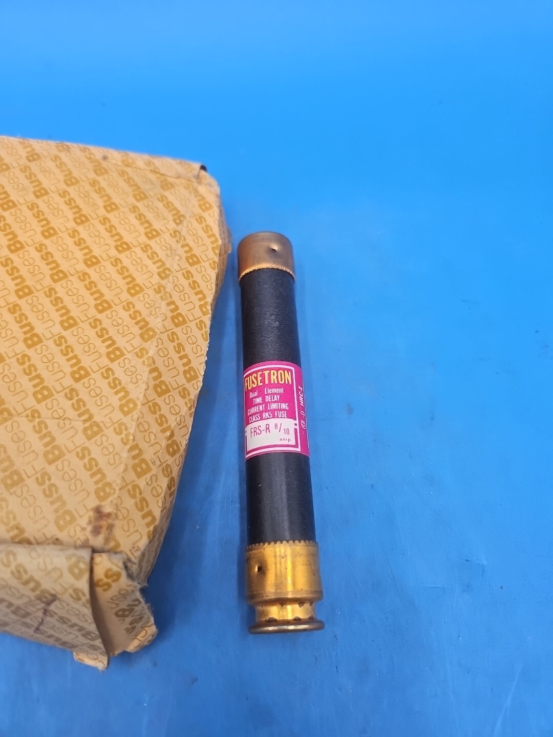 LOT OF 7 Bussmann Buss Fusetron FRS-R-8/10 Dual Element Fuses.