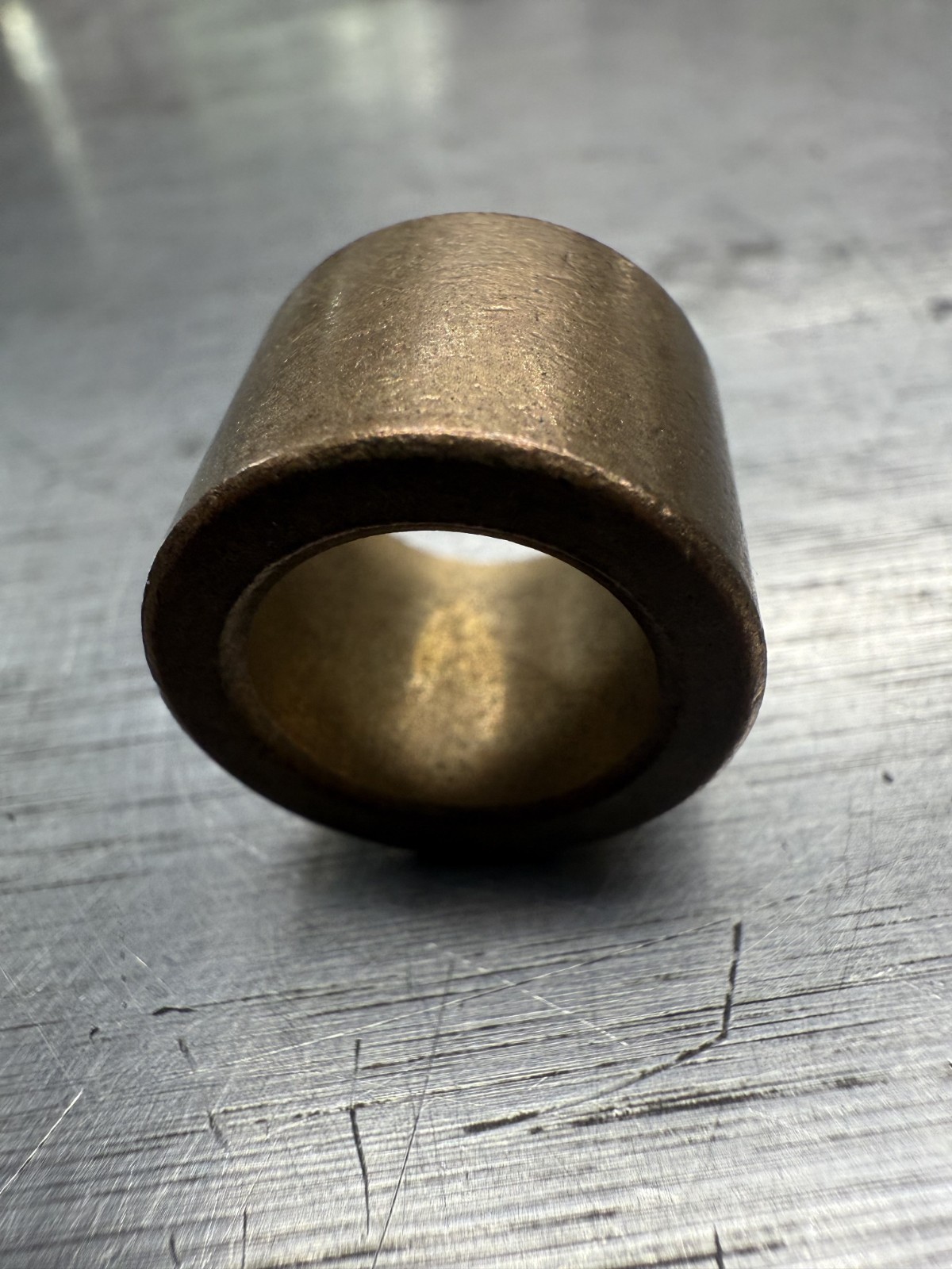 (NEW) Wai 62-92500 Bushing