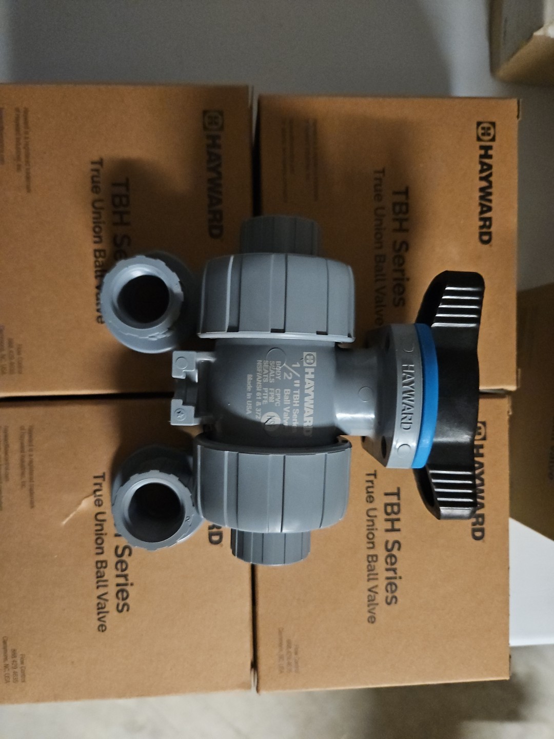 HAYWARD FLOW CONTROL TBH2050ASTV0Z00 Manual 2-Way Ball Valve,CPVC,w/z-ball