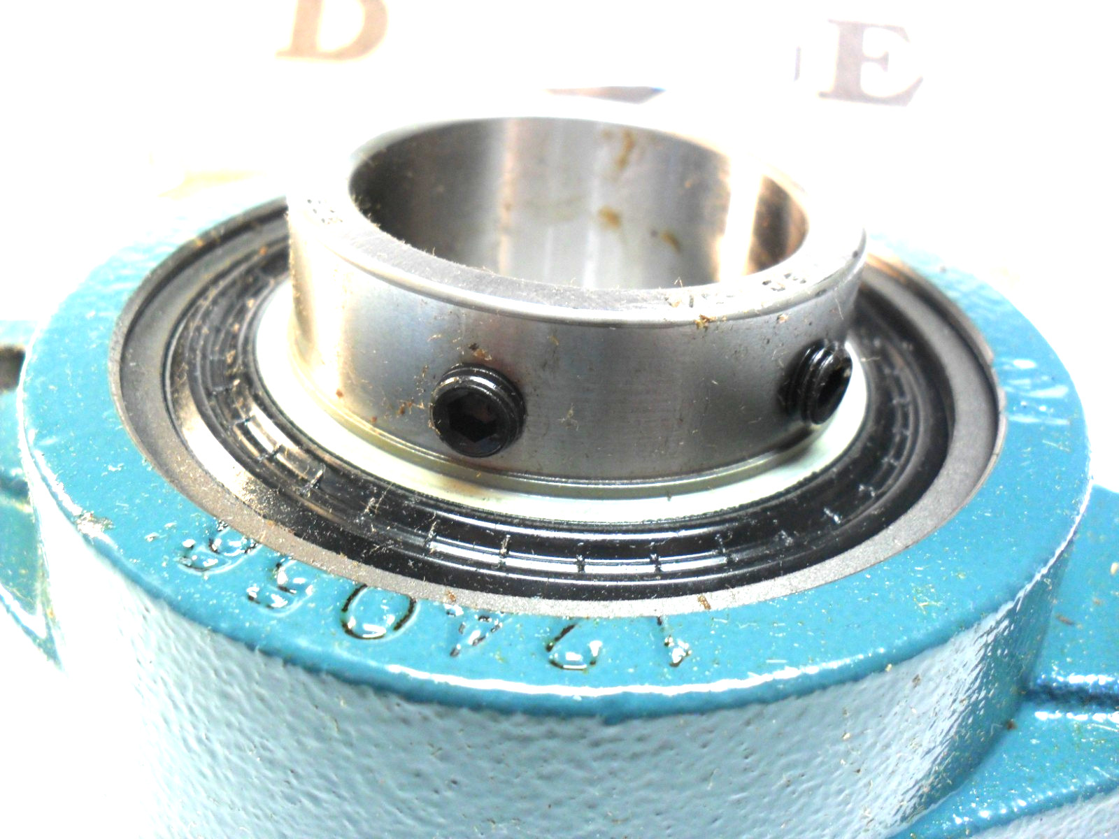 124413 DODGE – F2B-SC-112 – 2 Bolt Flange 1-3/4″ Bore NIB