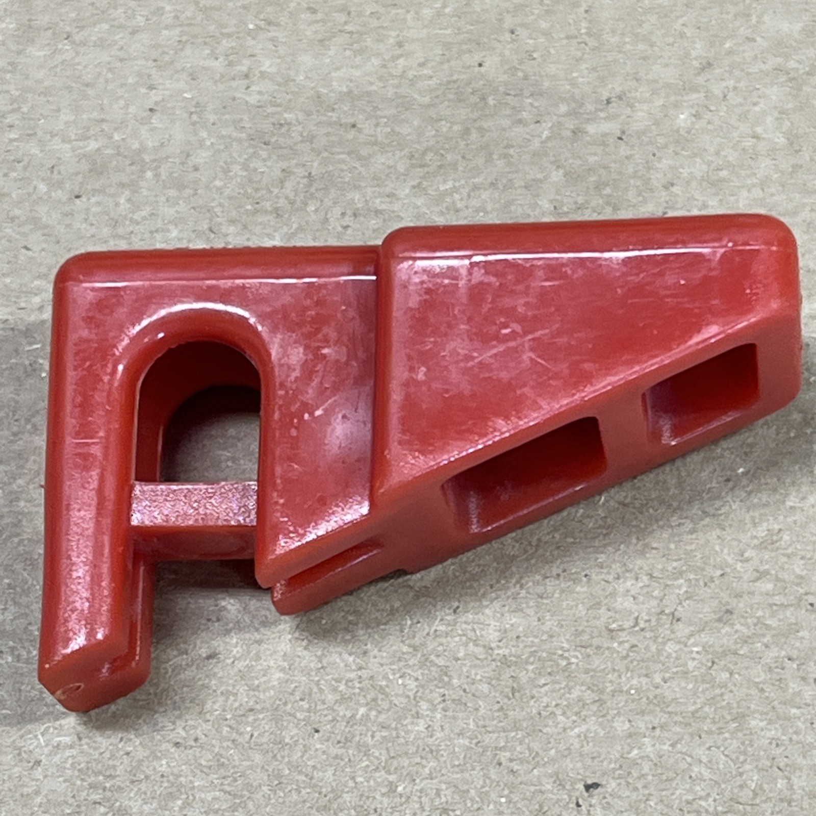 NORTH C-SAFE CB-03 Electrical Equipment Bkr Lockout Red Single Pole Set Screw