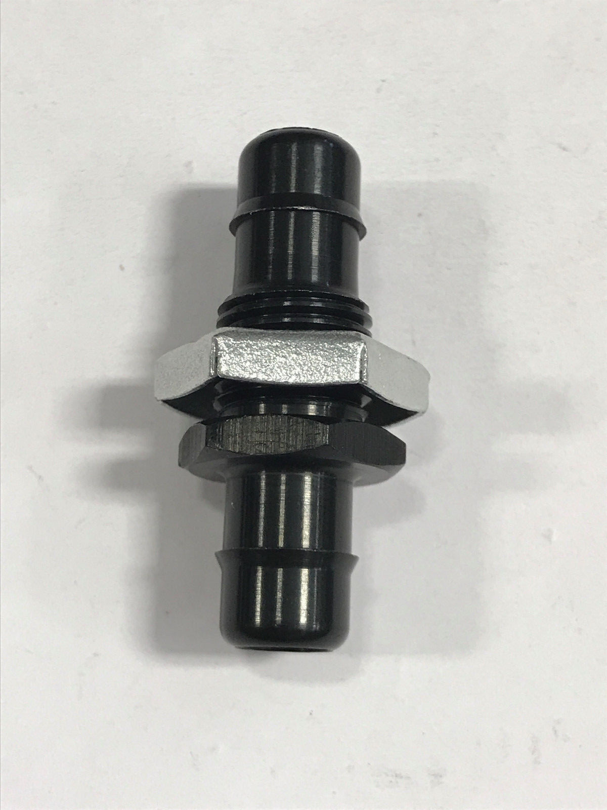 Black anodized aluminum bulkhead fitting 1/2-20 thread to 3/8 ID tubing barb