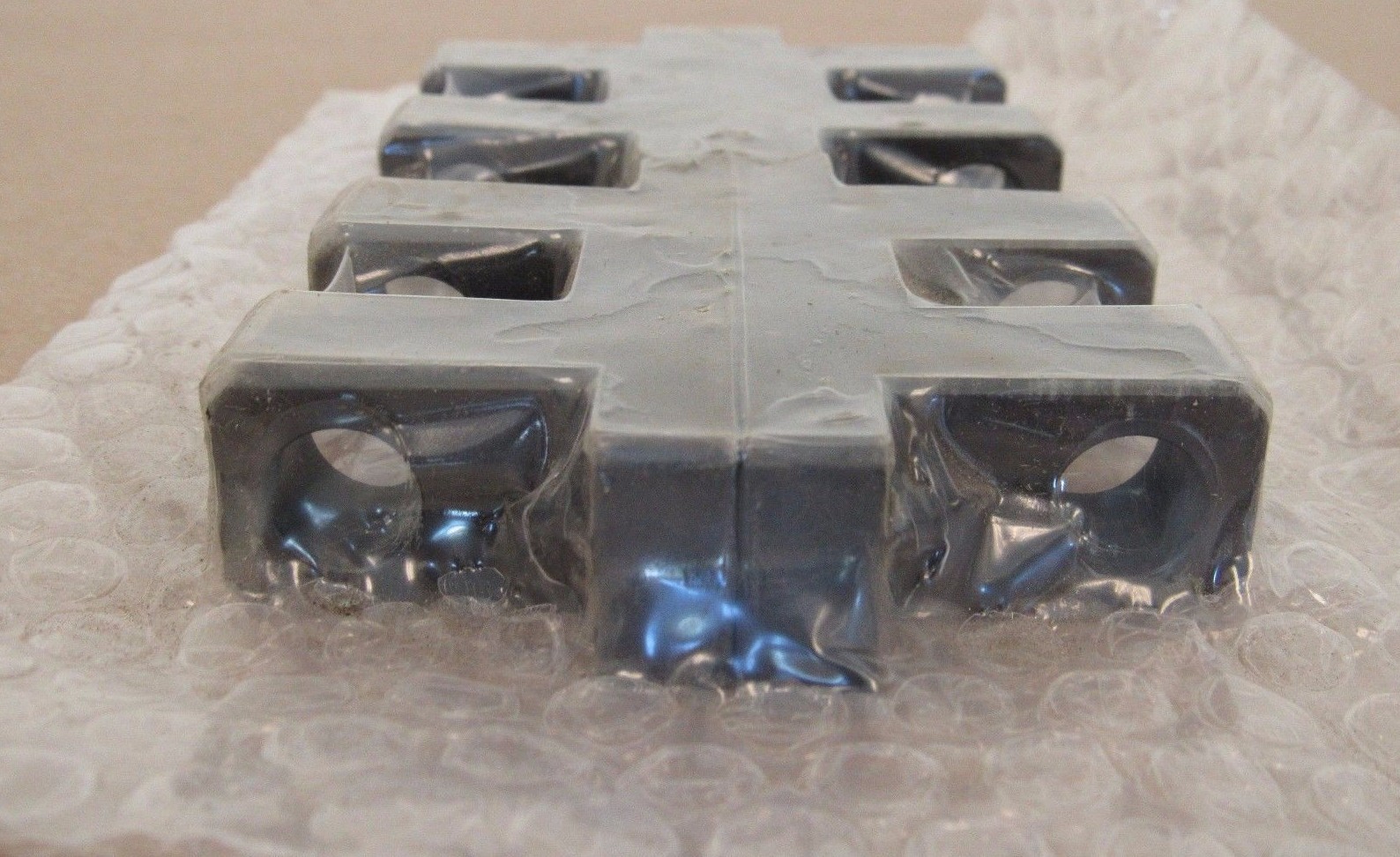 4 PCS NEW MISUMI HINGE BASE U-SHAPED P/N HGBPB12-W20-H30 HGBPB12 STANDARD