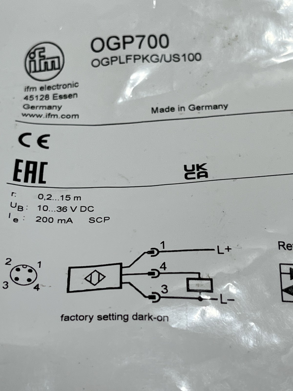 IFM OGPLFPKG/US100 RETROREFLECTIVE SENSOR (OGP700) 0.2-15M SEN 10-36VDC NIB