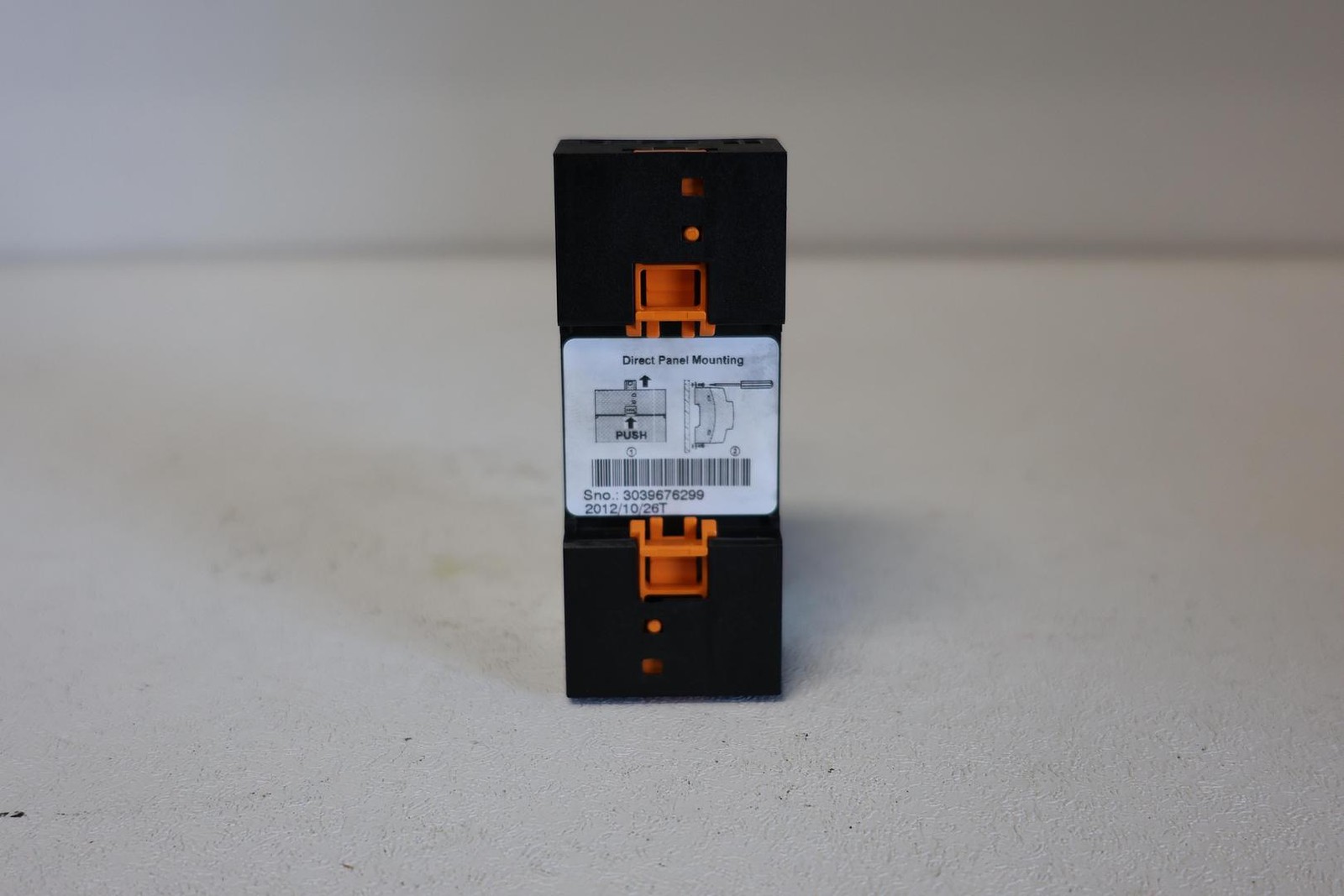 Phoenix Contact STEP Power Supply/ Model: 2868635 (VN) – DIN Rail Mount GHA-181