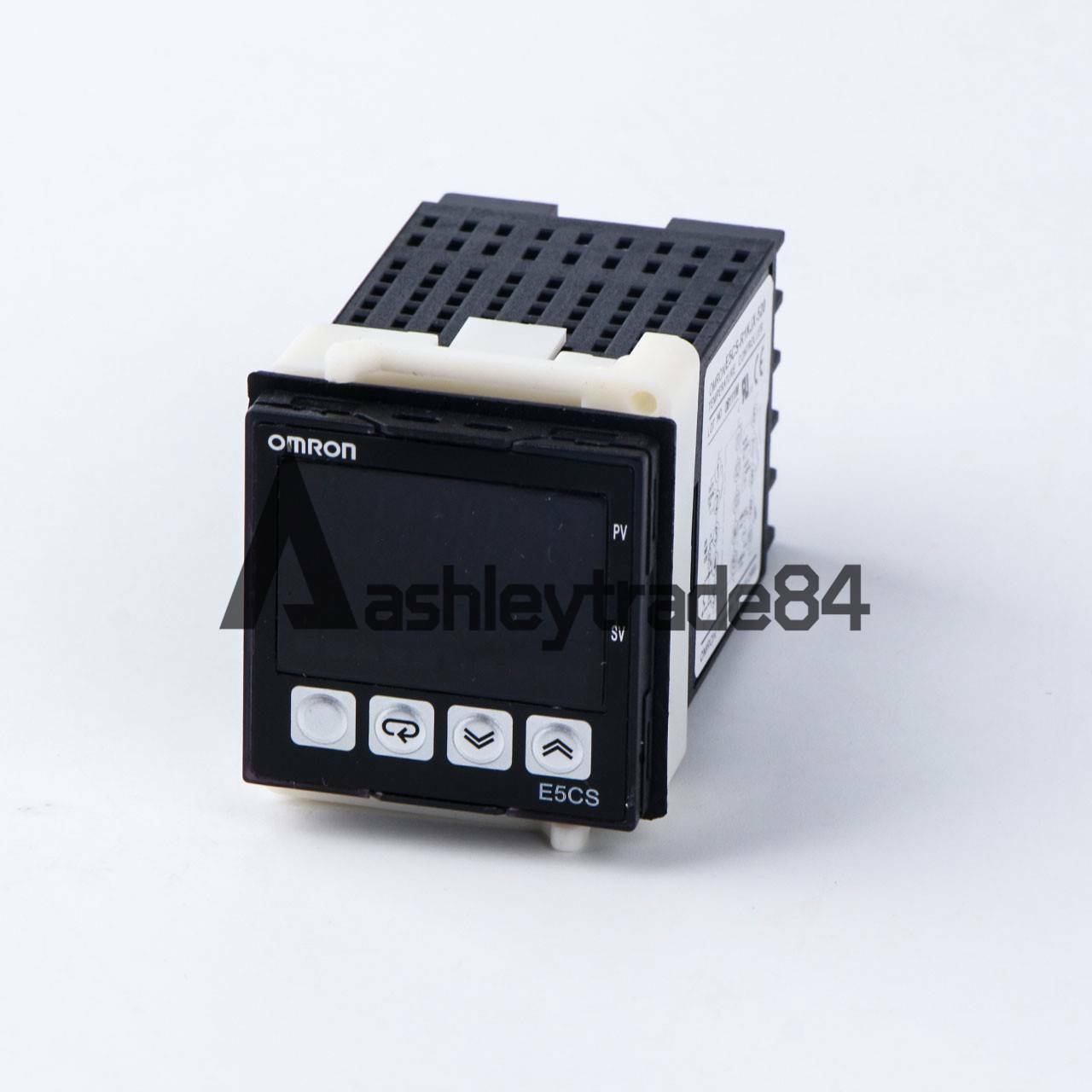 1PCS new Omron E5CS-R1KJX-520 Temperature Controller