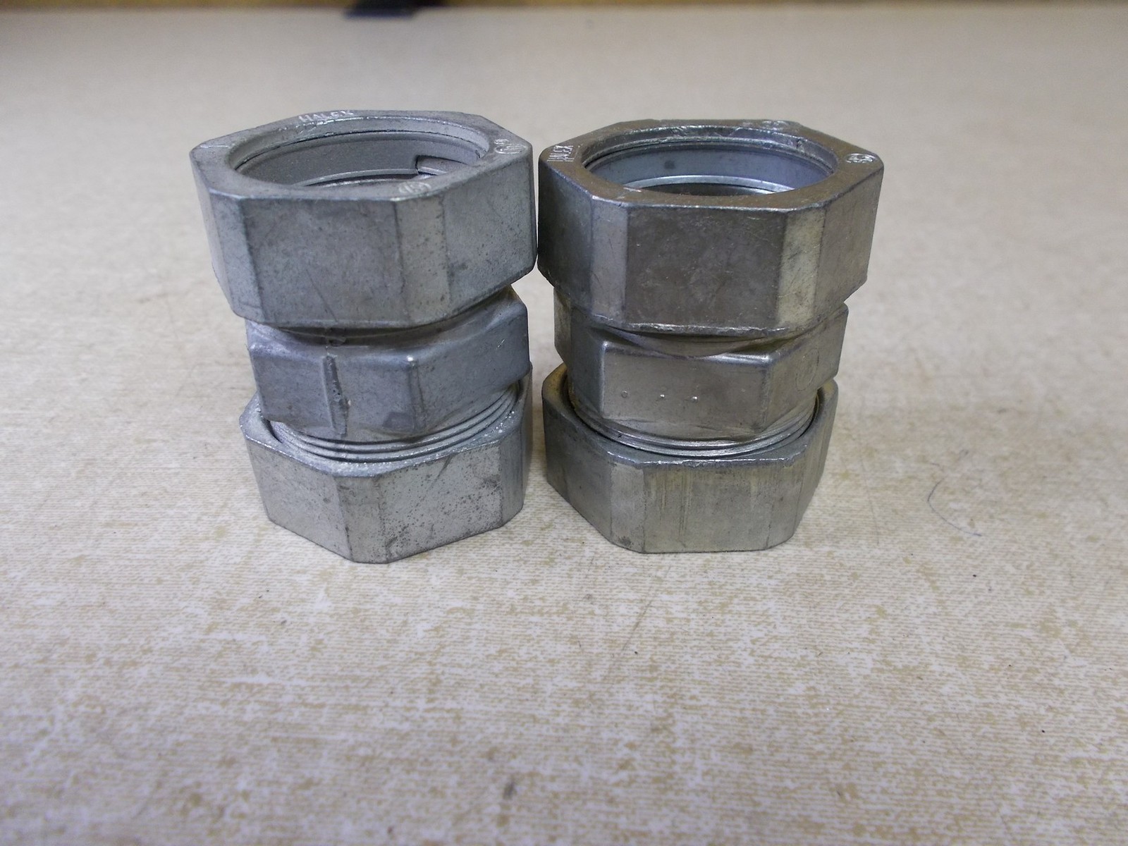 NEW Halex 1″ Fitting 1-3/4″ Tall, Lot of 2 *FREE SHIPPING*