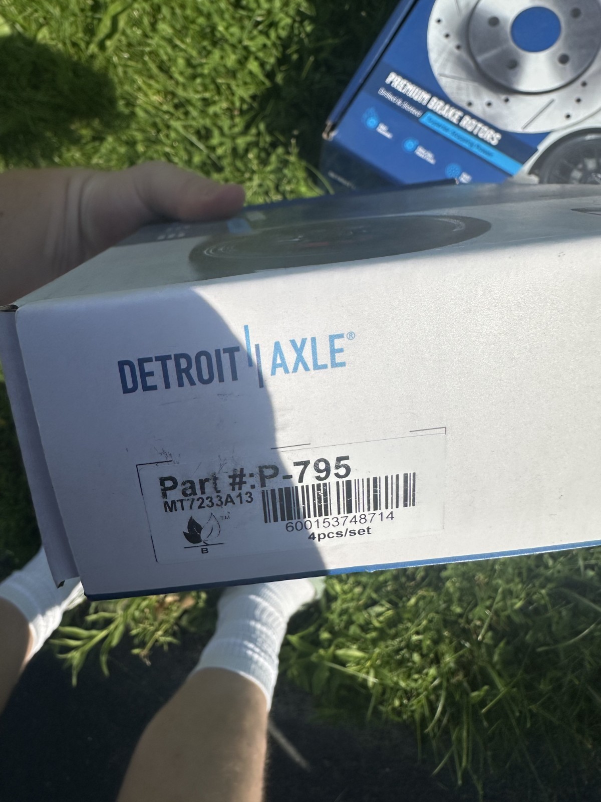 Detroit Axle Premium Brake Rotor (2pc), S-34206 with Brake Pads
