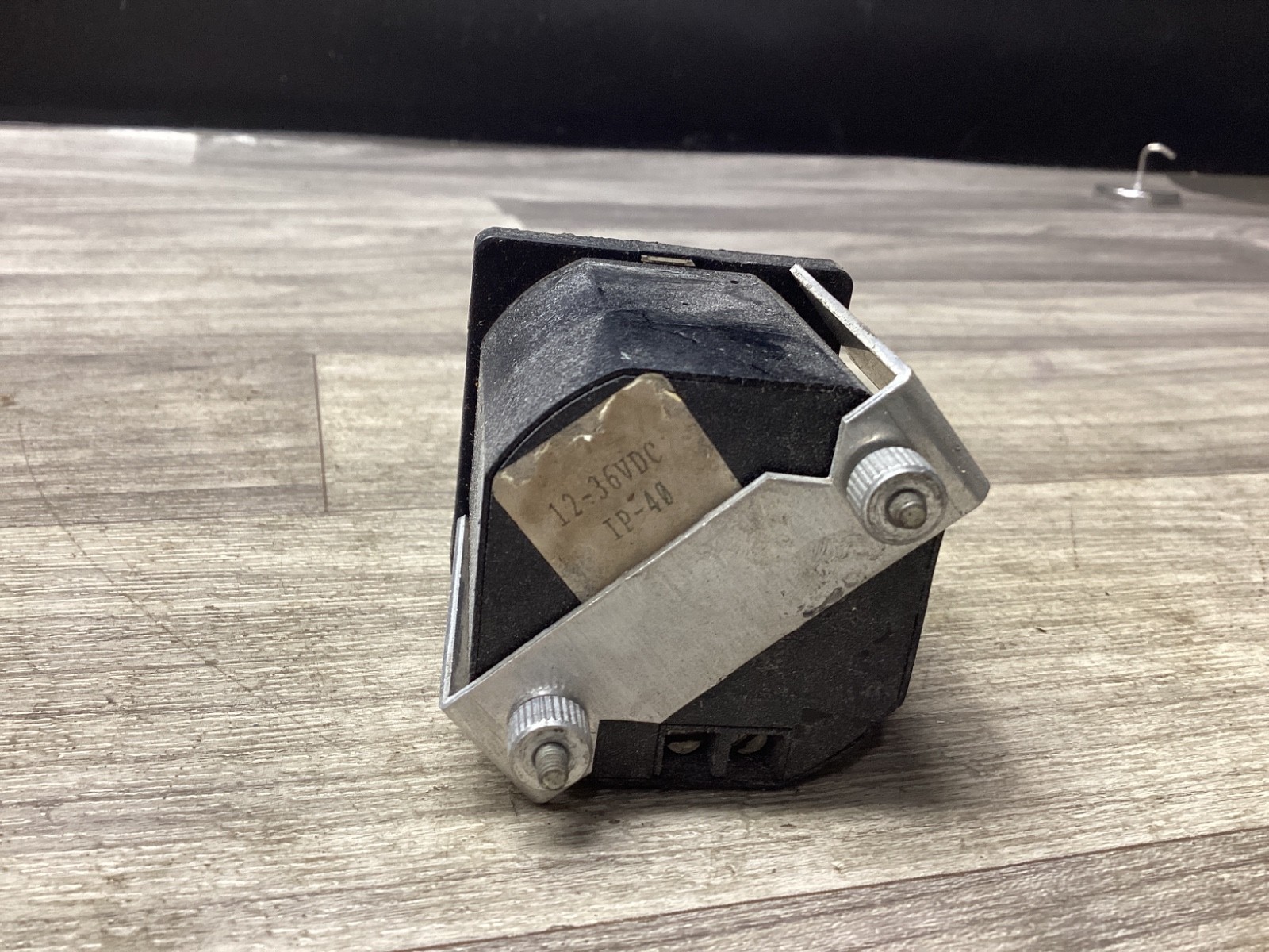 IV0 IVO COUNTING UNIT B150 CNC EDM #128N91
