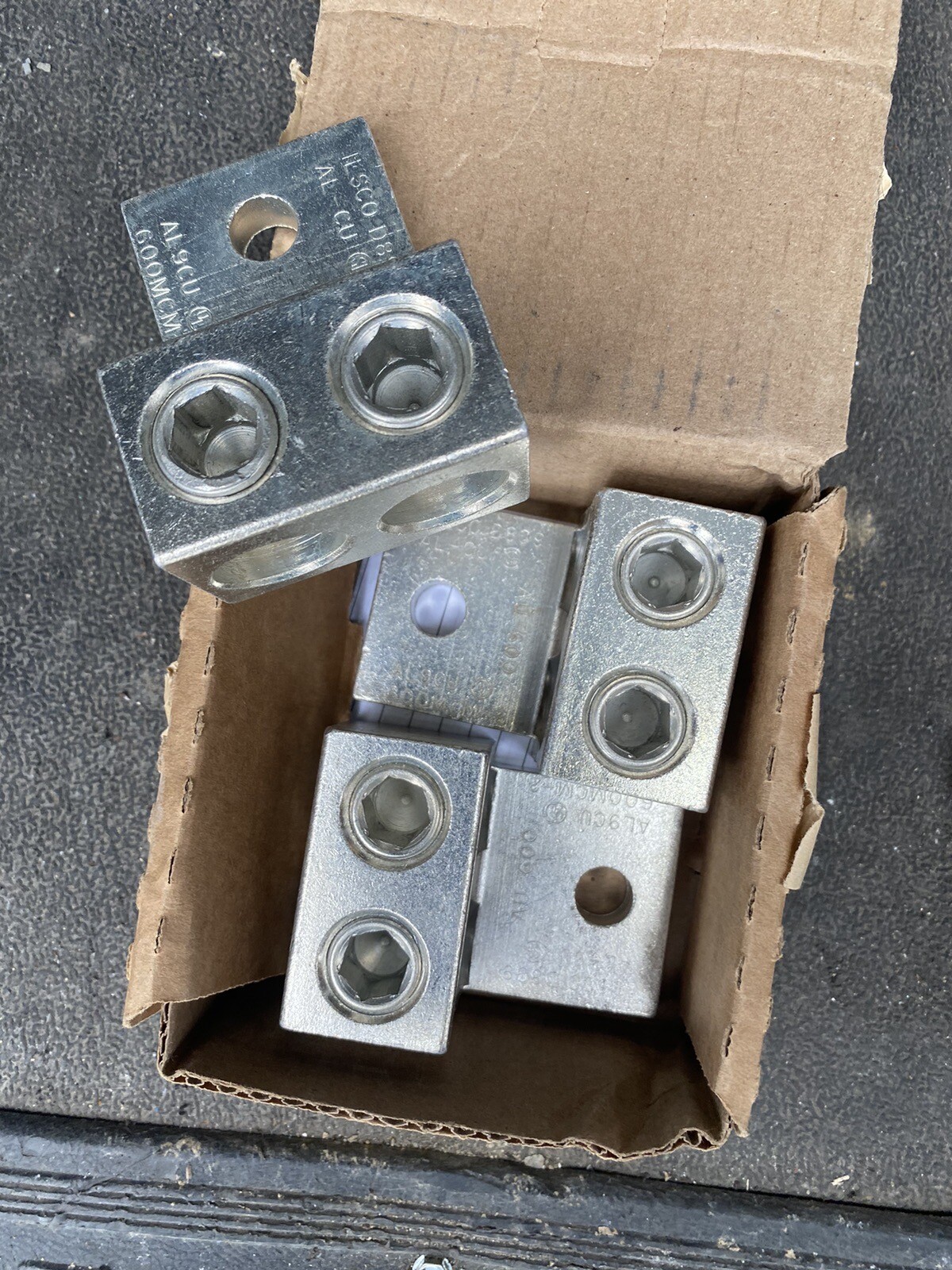 ILSCO AU-600 (PKG OF 3) NSMP