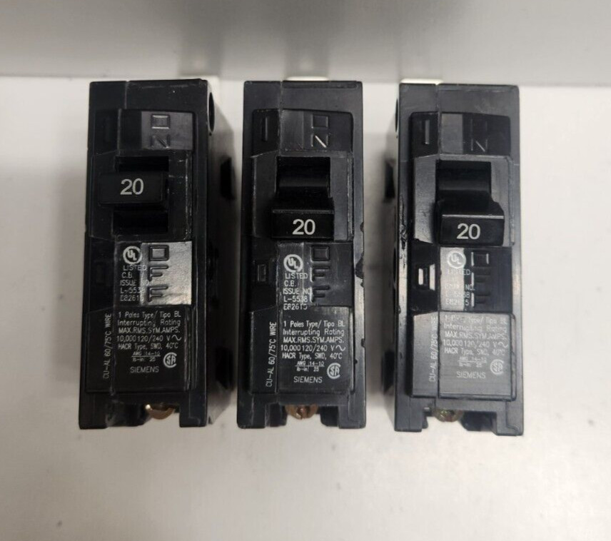 LOT OF 3 NEW OLD STOCK! SIEMENS 20A 120/240V 1-POLE CIRCUIT BREAKERS B120