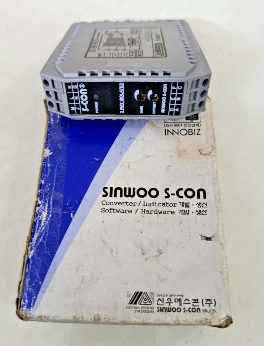 SINWOO S-CON SL-DSC-RR-Y 3-Way Isolated Controller Signal Converter NEW OPEN BOX