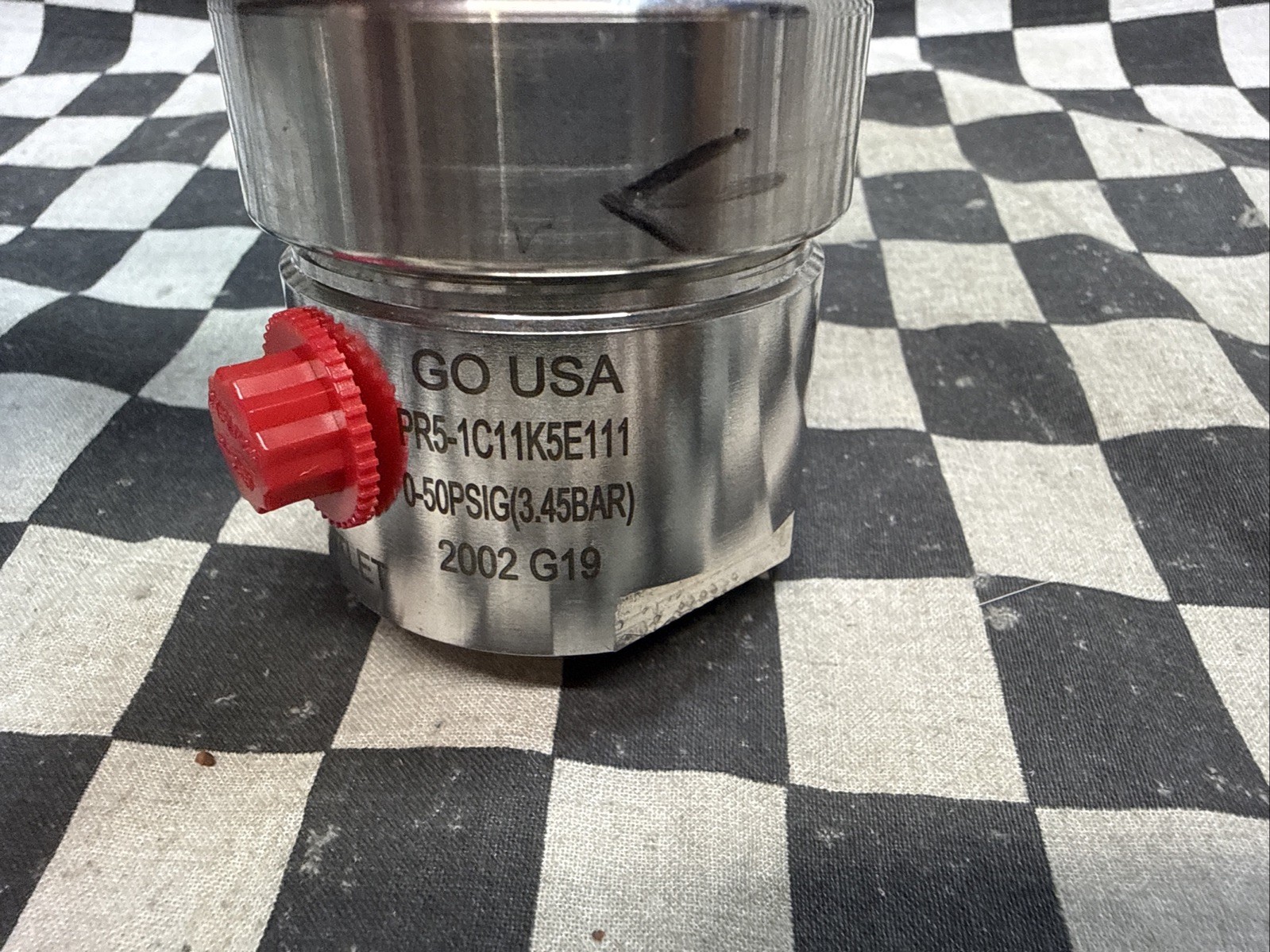 GO PR5-1C11K5E111, PR51C11K5E111, REGULATOR 1/4″ FNPT, 300 PSI SHIPSAMEDAY#ZB40D
