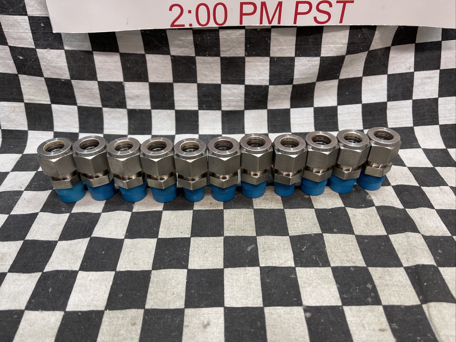SWAGELOK SS-810-1-6, SS81016, Male Connector 1/2″ T, LOT OF 11 SHIPSAMEDAY#104P4