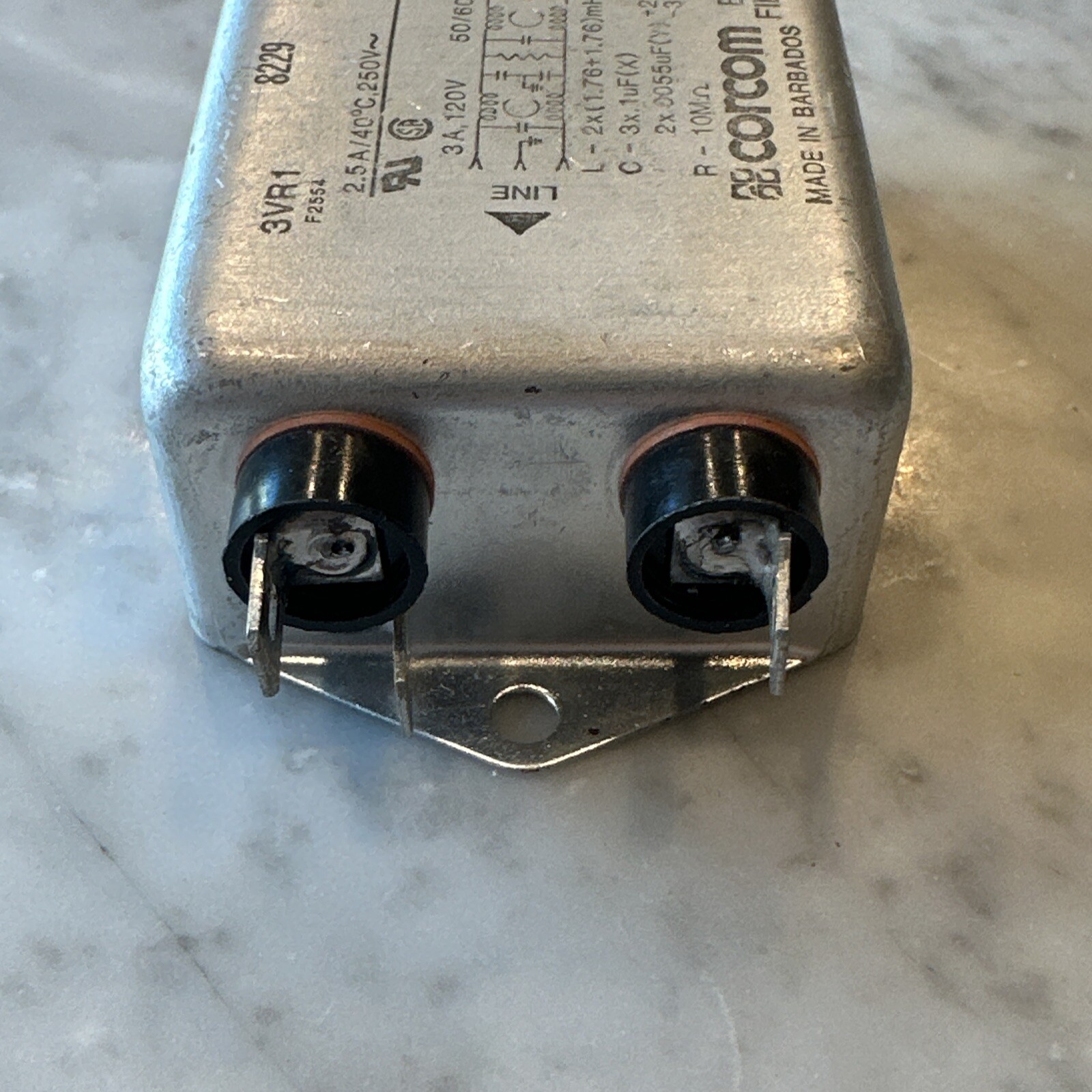 CORCOM F2554 3A 120V 50/60HZ 8229 EMI