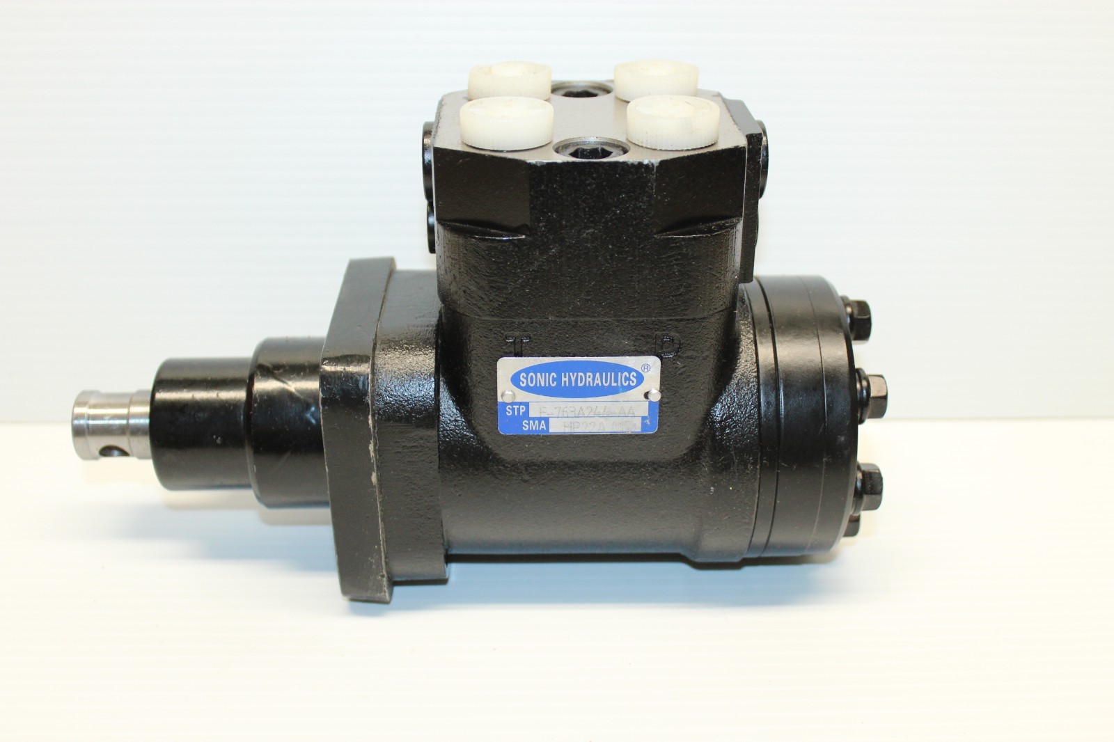 ⭐NEW⭐ Sonic Hydraulics F-763A244-AA Steering Motor for Ford Case