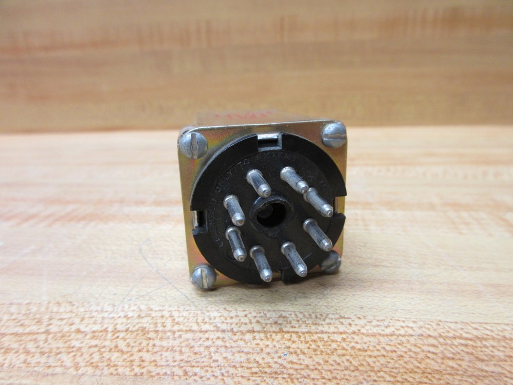 Potter & Brumfield KCP-11-2500 OHMS Relay KCP-11-2,500