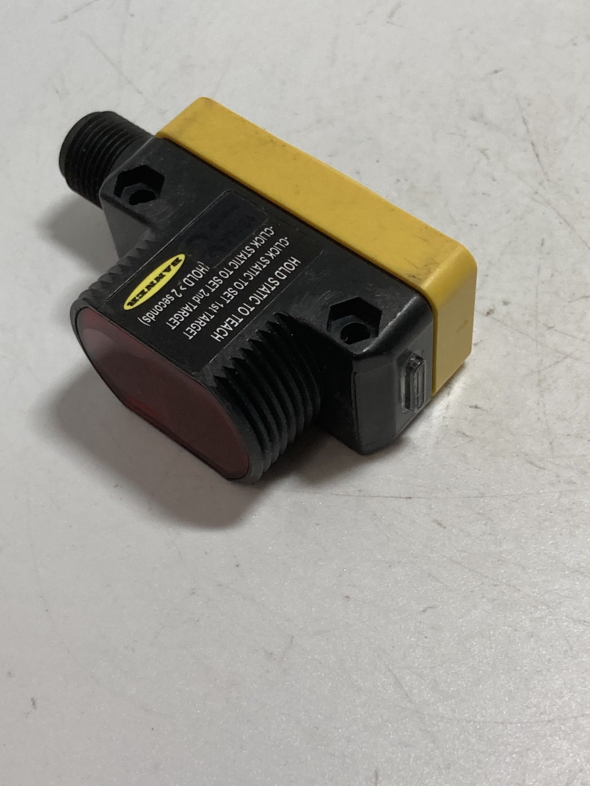 BANNER QS30EDVQ PHOTOELECTRIC SENSOR RED BEAM 10-30VDC NPN,PNP NNB