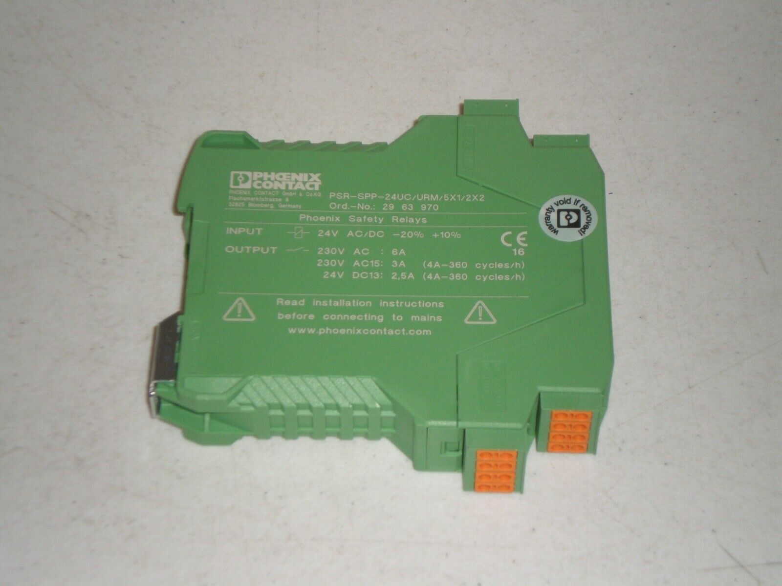 Phoenix Contact PSR-URM Safety Relay PSR-SPP-24UC/URM/5X1/2X2 Input: 24V AC/DC