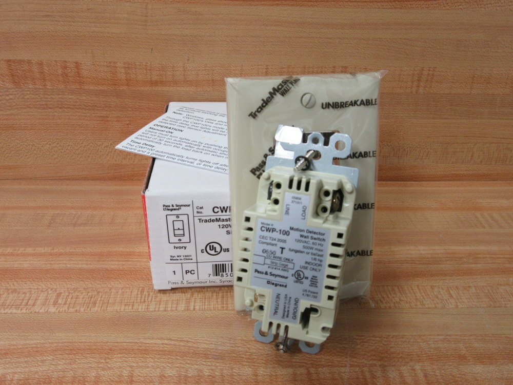 Pass & Seymour CWP100-I TradeMaster Vacancy Sensor CWP100I w/Wallplate