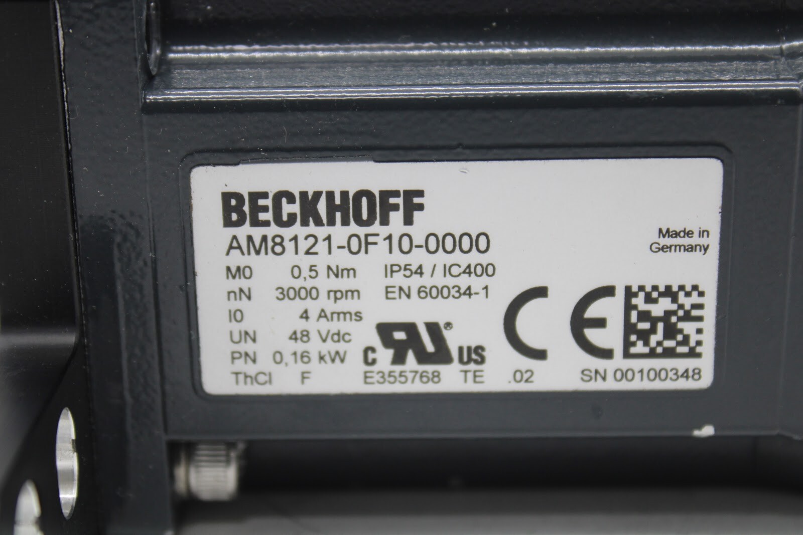 Beckhoff AM8121-0F10-0000 Servo Motor – No Cable