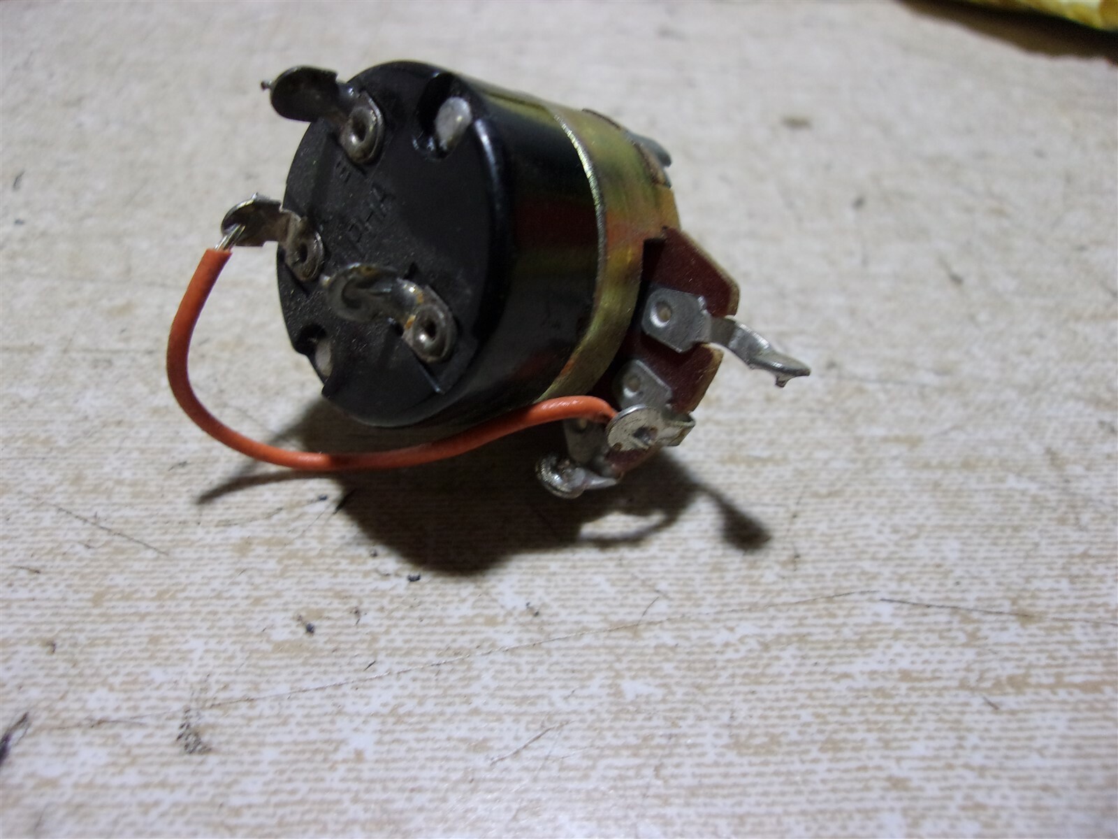 Alpha B10K Potentiometer *FREE SHIPPING*