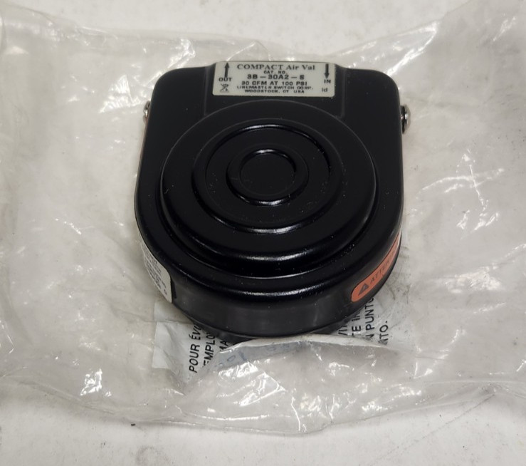 LINEMASTER PNEUMATIC SWITCH 3B-30A2-S (NEW)