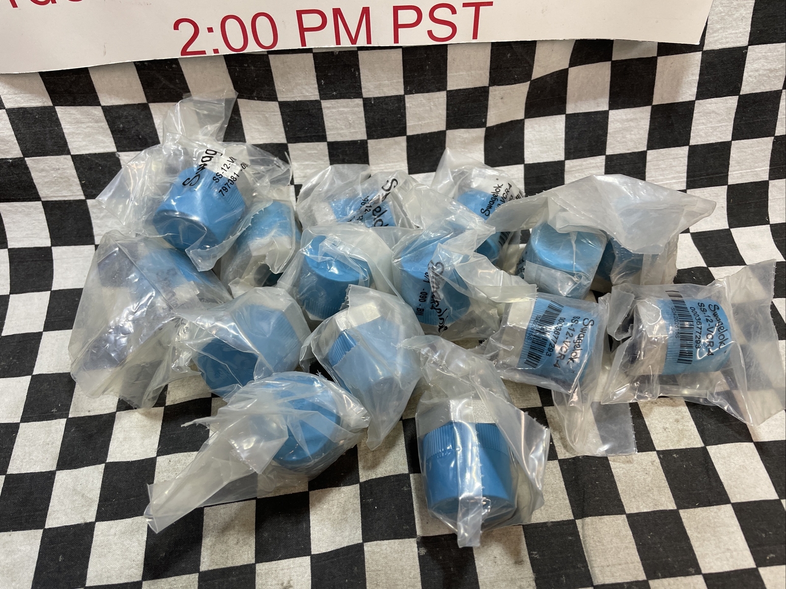 Swagelok SS-12-VCR-4, SS12VCR4, Male Nut Face Seal Fitting LOT OF 15 Shipsameday