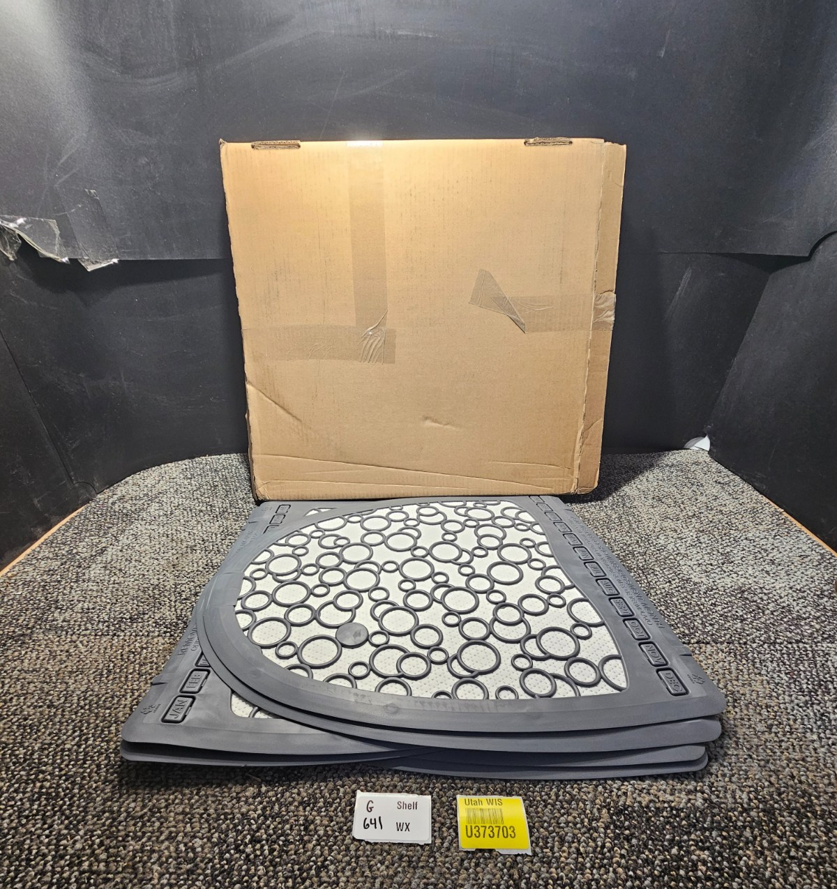 (QTY 6) Kleenline KL-URMATGRY, 20″ x 17″ Disposable Urinal Floor Mat Gray