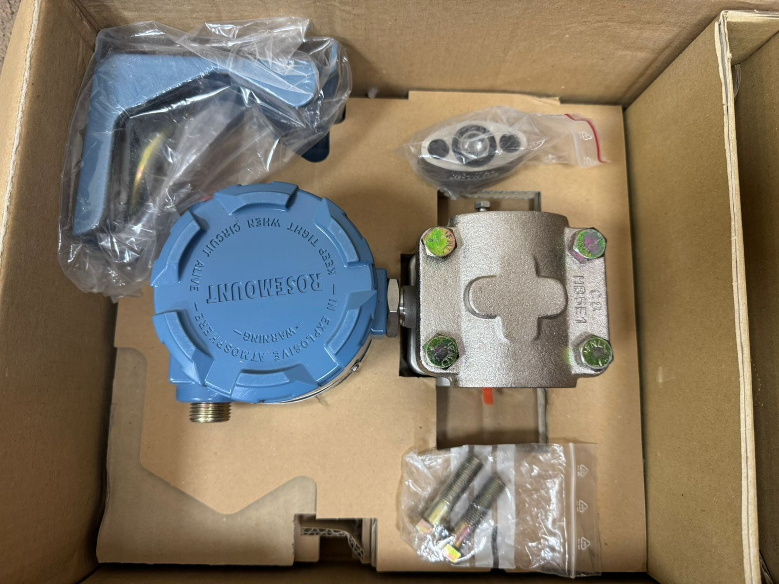 Rosemount / Pressure Transmitter / 1151GP7G22B1DF / W.P. 140BAR, Cal. 0-300PSI