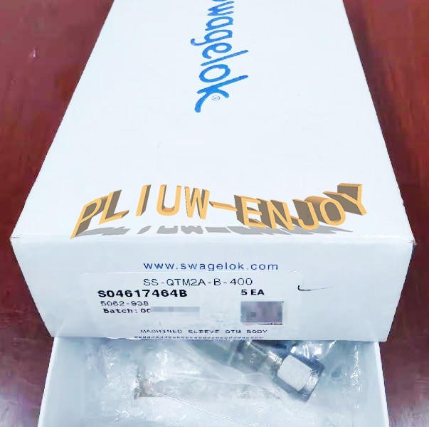 1PCS New Swagelok SS-QTM2A-B-400 Sealed quick coupling