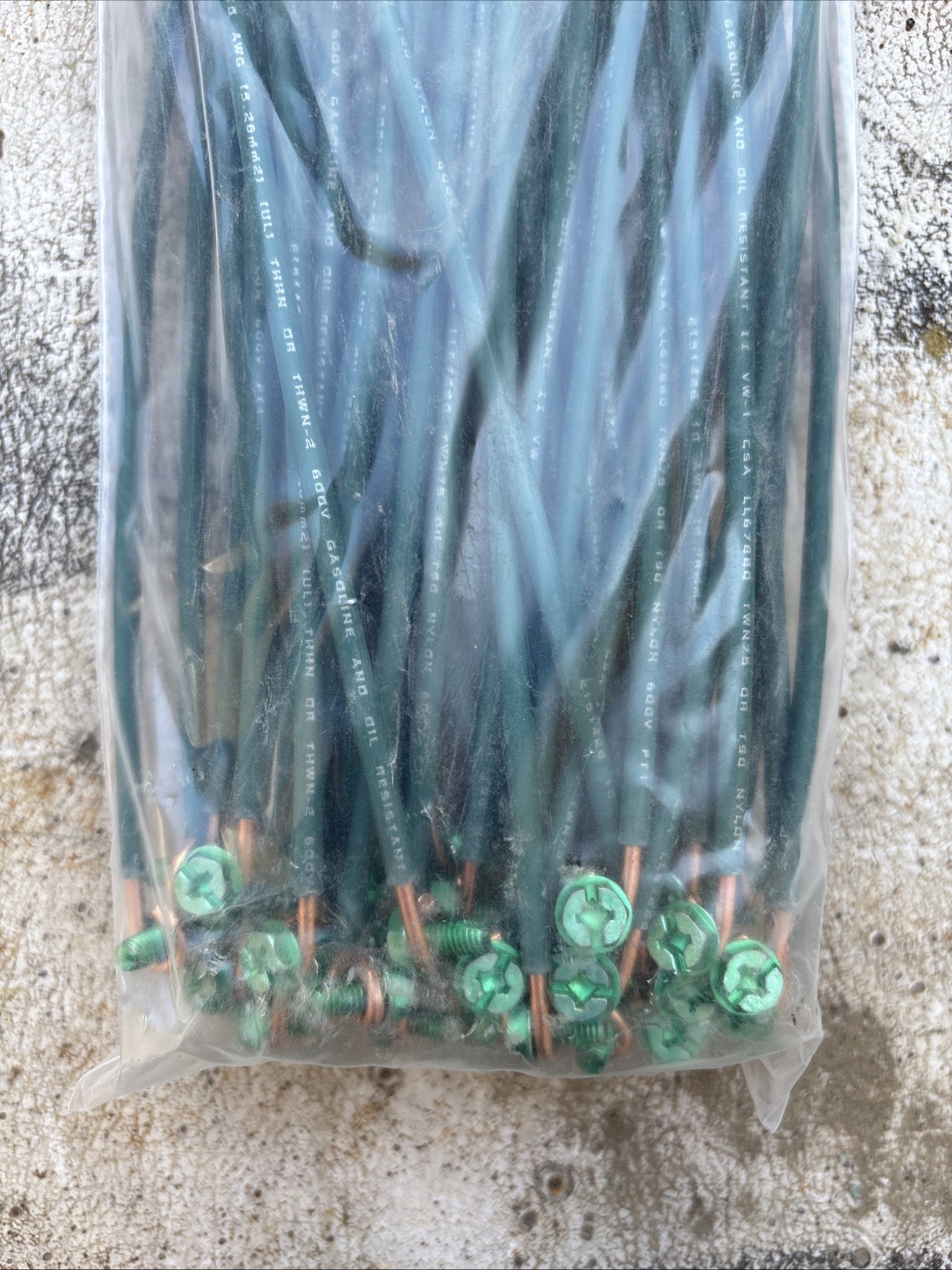 PANDUIT 10 AWG GROUND & BONDING PIGTAIL STRONGHOLD 50PCS SGPL10-9S-L