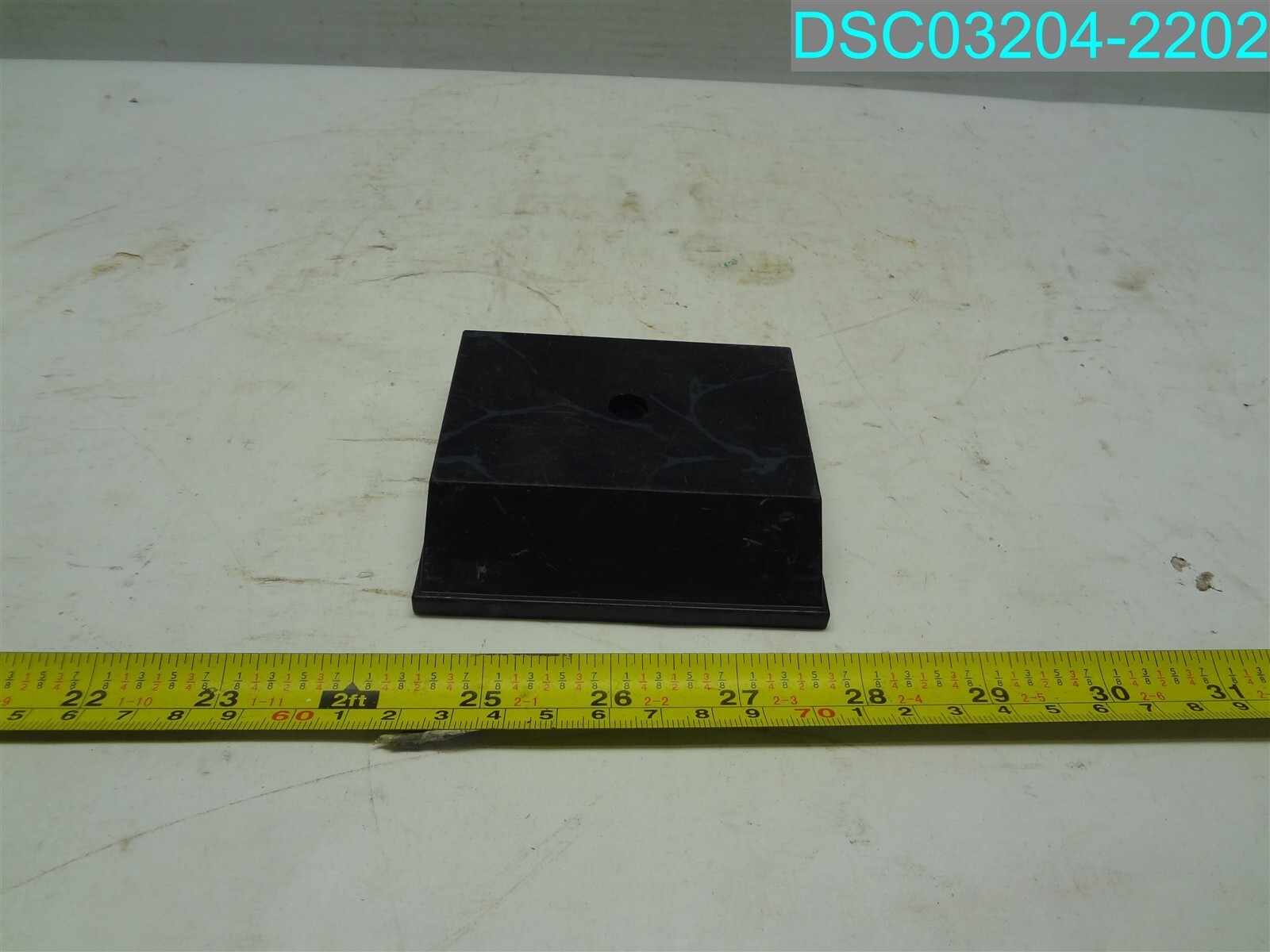 QTY=88: 3-3/8″ X 3″ X 3/4″ WEIGHTED PLASTIC TROPHY BLACK MARBLE FINISH