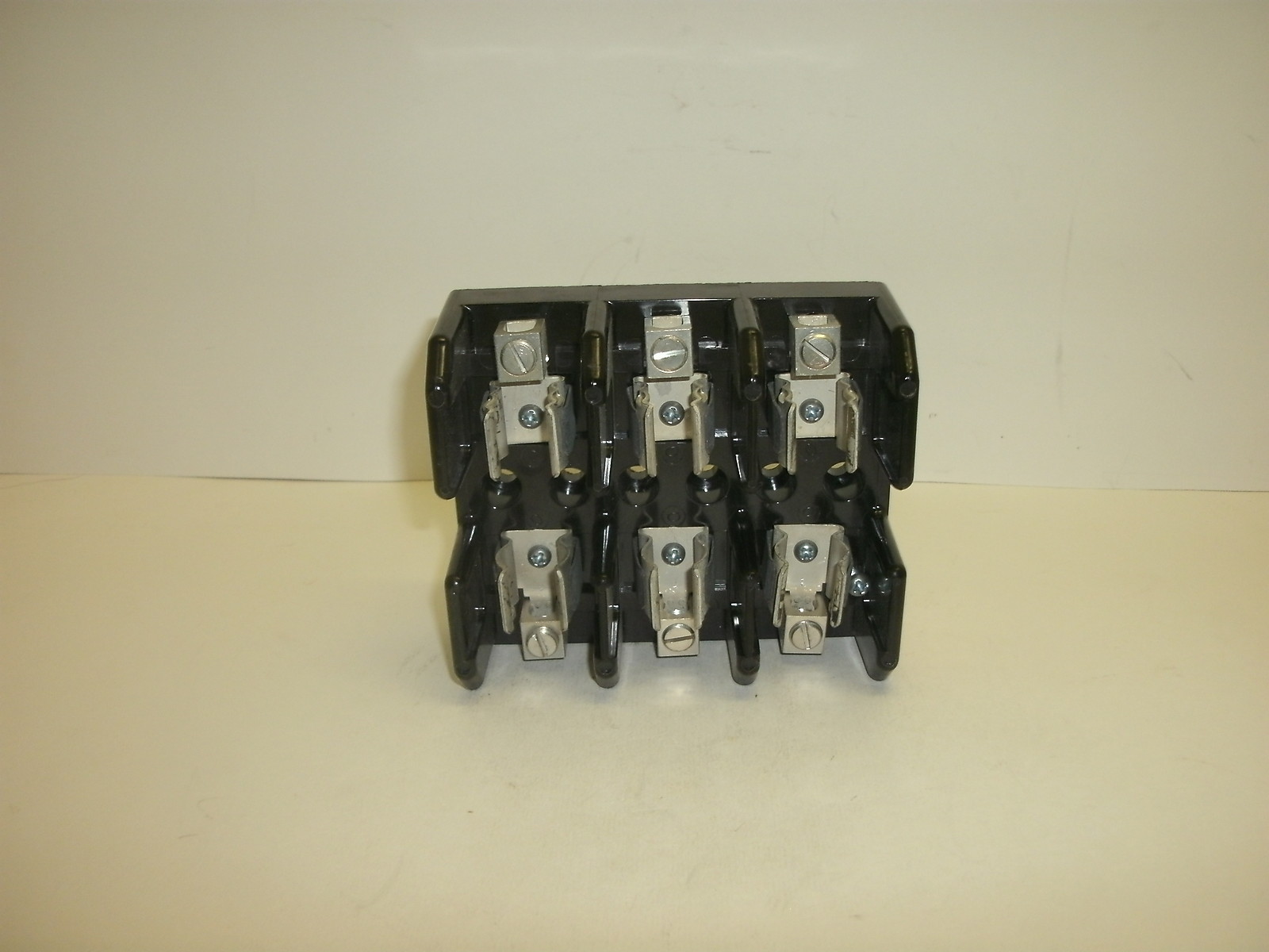 BUSSMAN J60030-3CR FUSEHOLDER HRC-1 FUSE 60C/75C WIREI.R. 200K AMP.