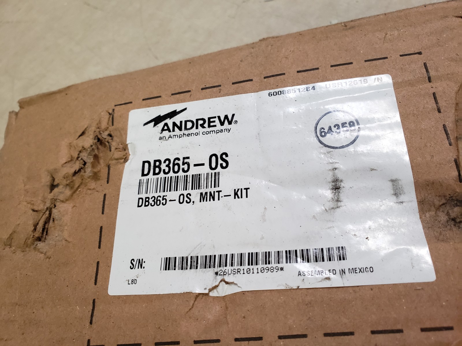 Andrew DB365-OS Outdoor Pipe Mounting Clamp Kit