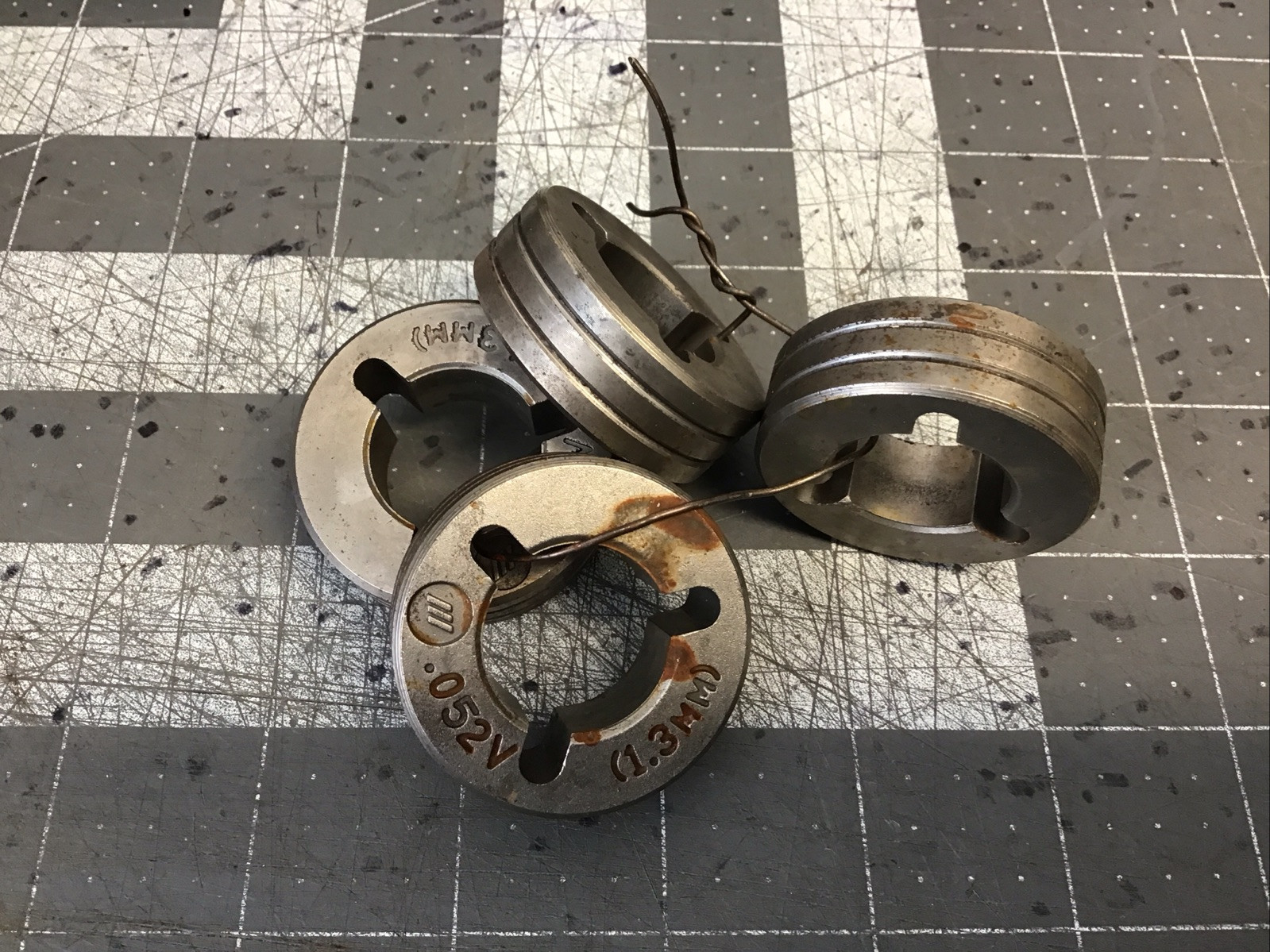 Miller Drive Roll (Lot Of 4)Grooved 1.3MM .052V(LB28N)
