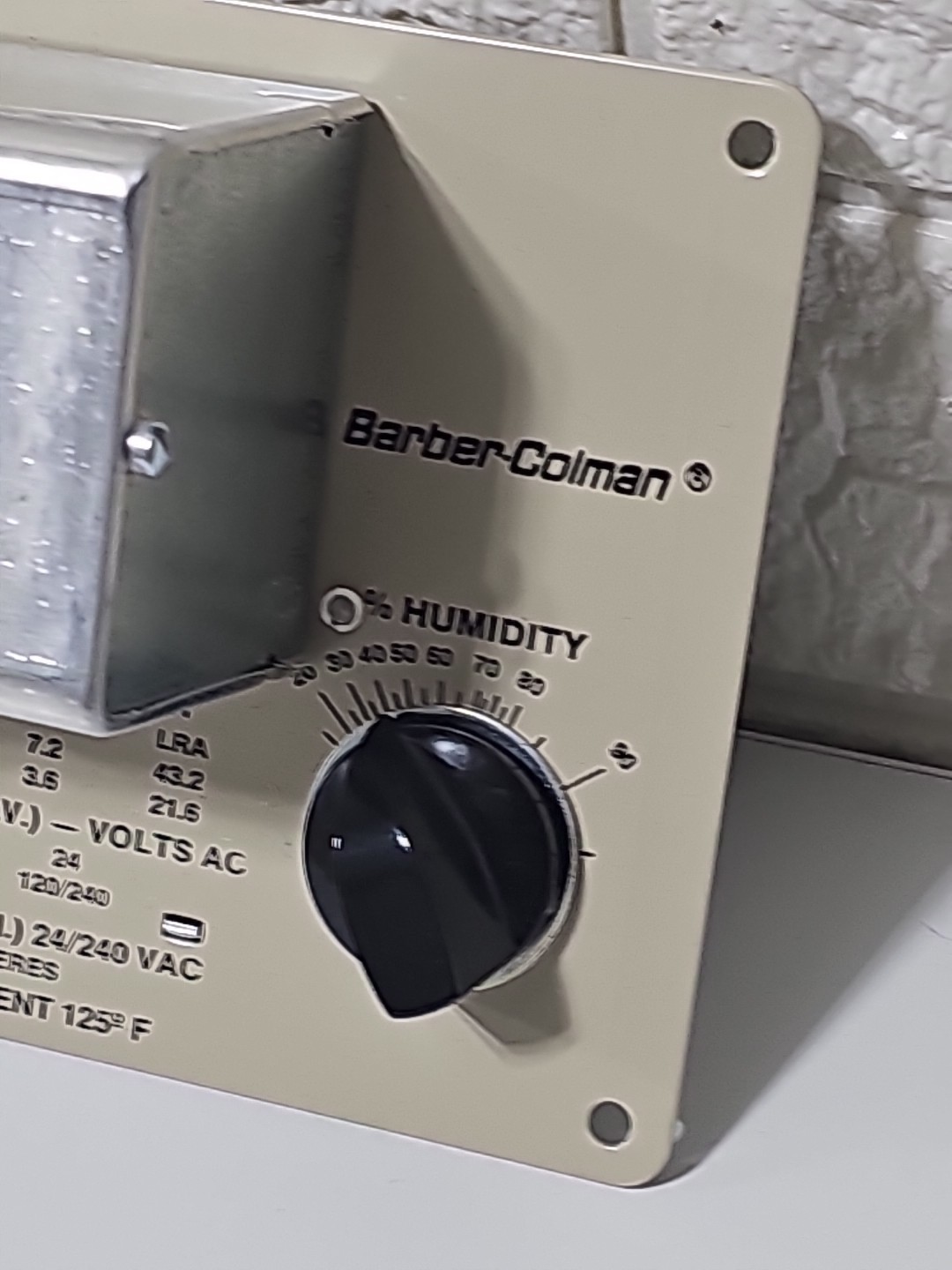 NEW BARBER COLMAN HC-201 Humidistat 120/240VAC 8A NSNP