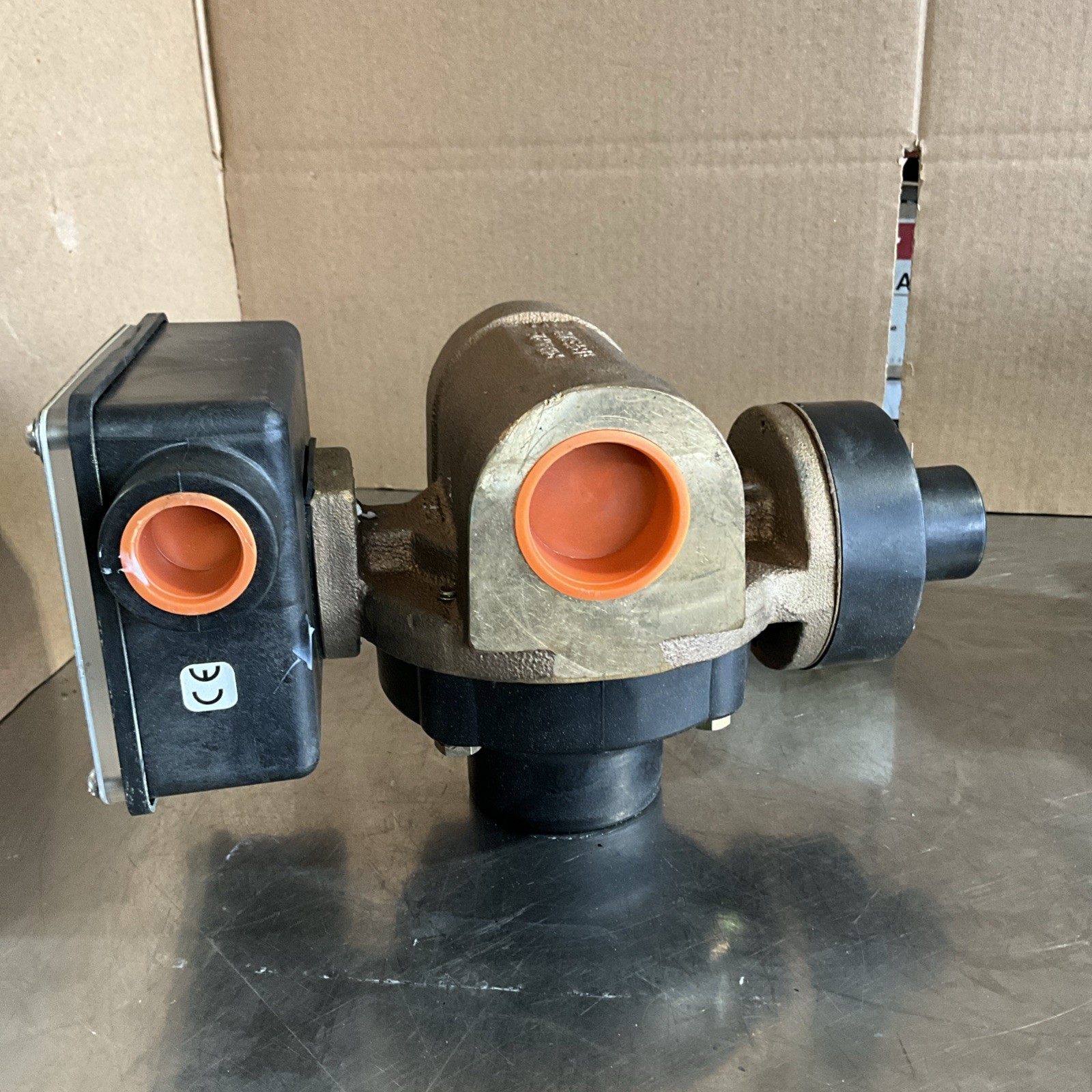 UFM MN-BSK150LM-10-32V1.0-A1NR-ST-E-Z86 MN 142289 LR63883 FLOW RATE