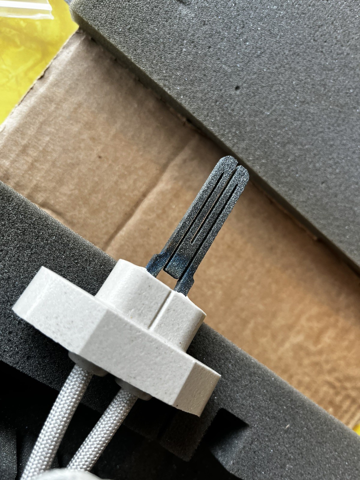 White-Rodgers 767A-374 Hot Surface Igniter 120 VAC 11 in Lead Silicon Carbide