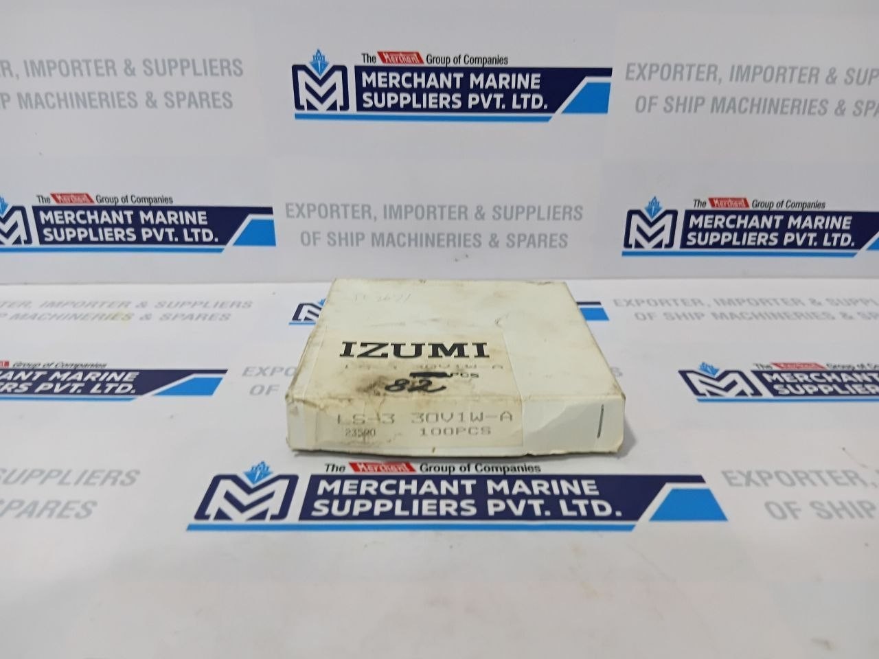 Izumi LS-3 30V1W-M Miniature Lamp Light Bulb (Lot of 59 Pcs)