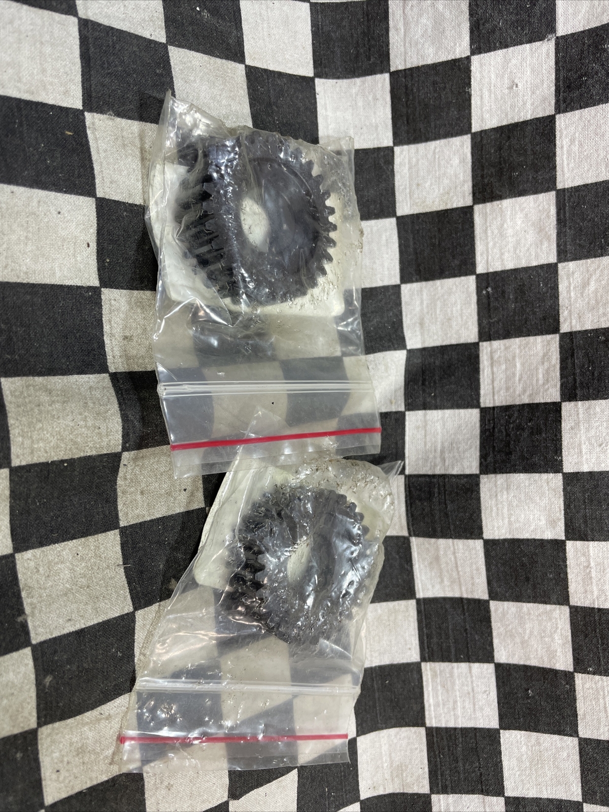 GEAHBB1.5-28-15-A-18-DHL-Z31-J, MGE48196, GEAHBB152815, LOT OF 2, SHIPSAMEDAY