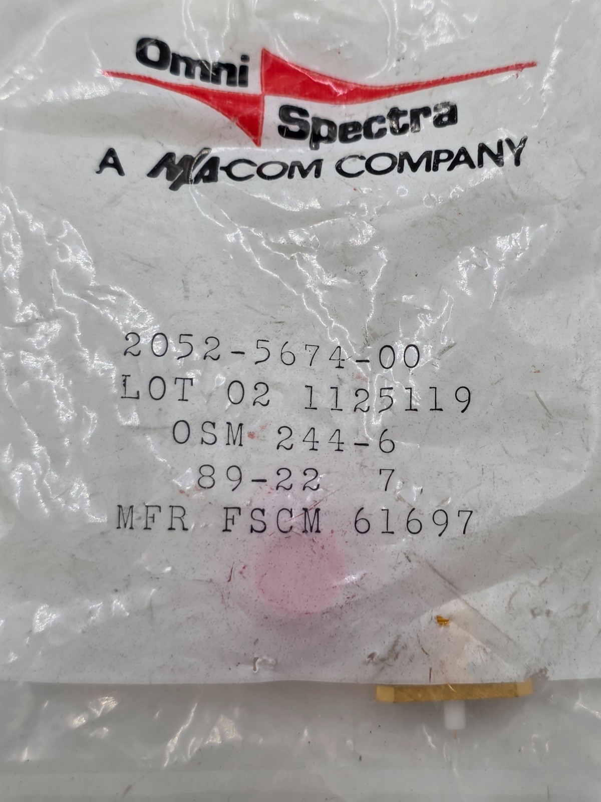 OMNI SPECTRA MACOM / TE / AMP 2052-5674-00 Flange SMA Jack Connector