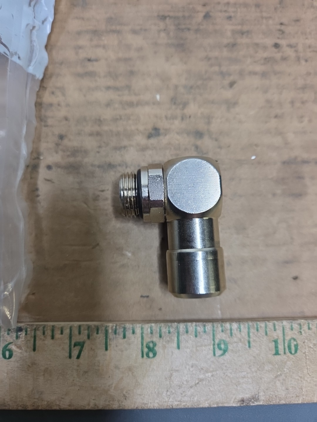 Bag Of 10 Eisele 686-0609 Push to Connect Fittings – 90° Elbow, Swivel
