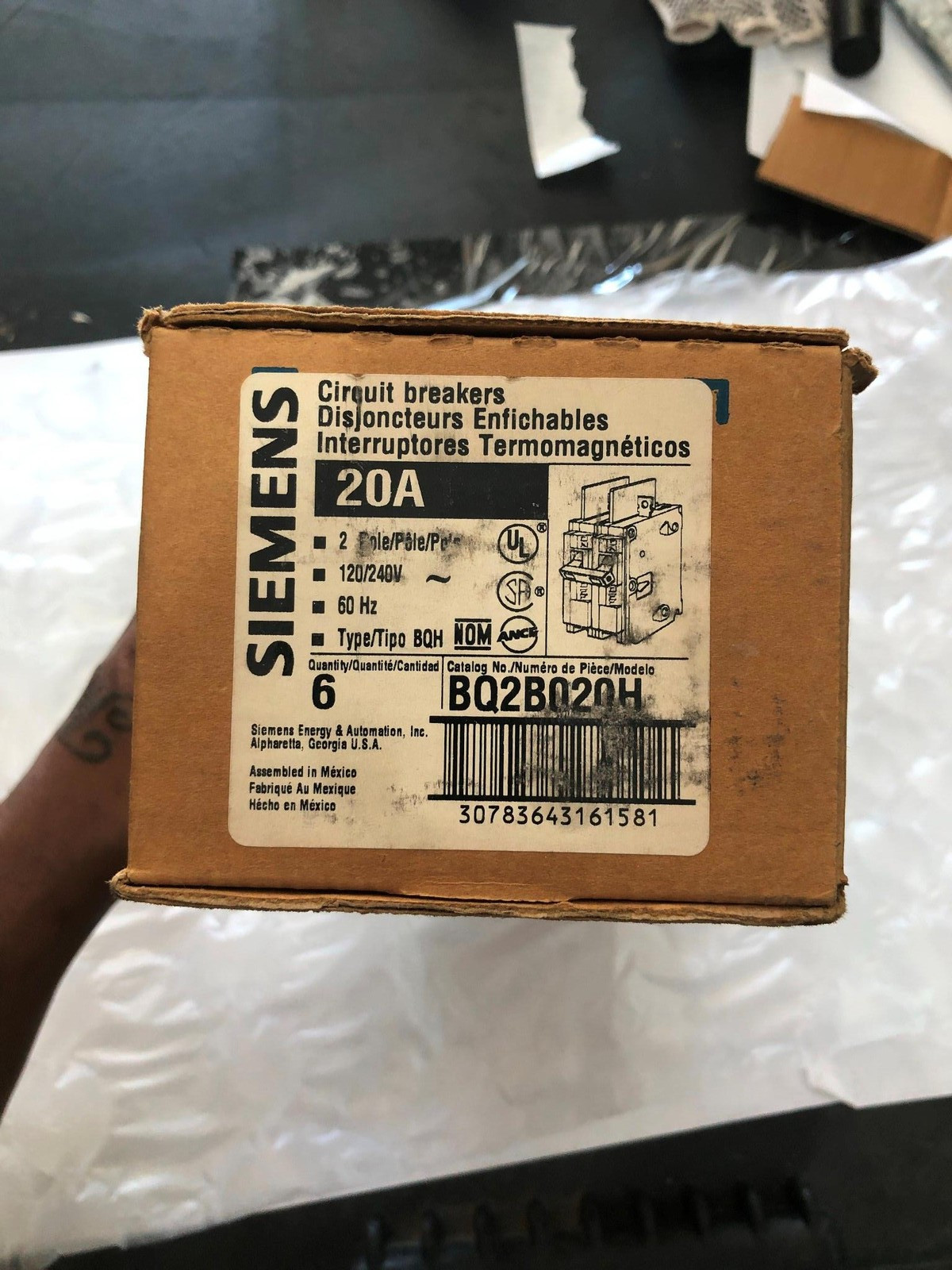 SIEMENS BQ2B020H 20A 2POLE 120/240V 60HZ CIRCUIT BREAKER