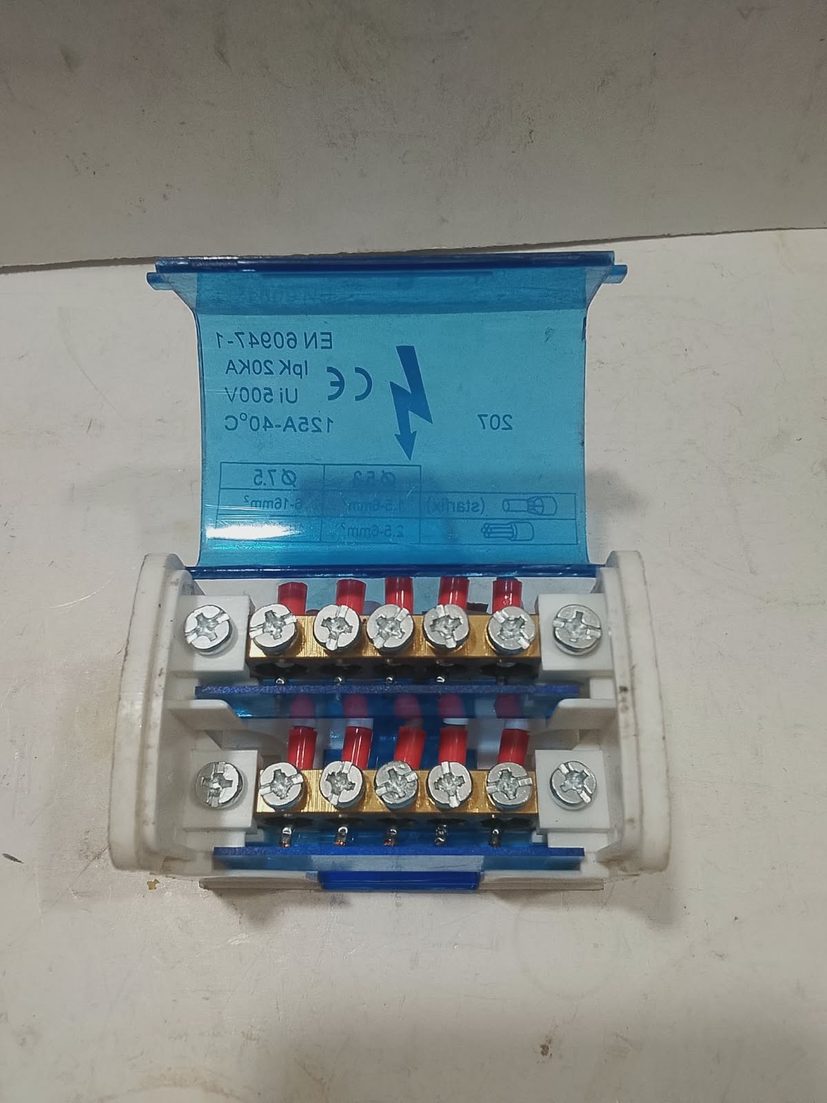 LOT OF 7PCS EN 60947-1 20KA Ui 500V 125A Distribution Block