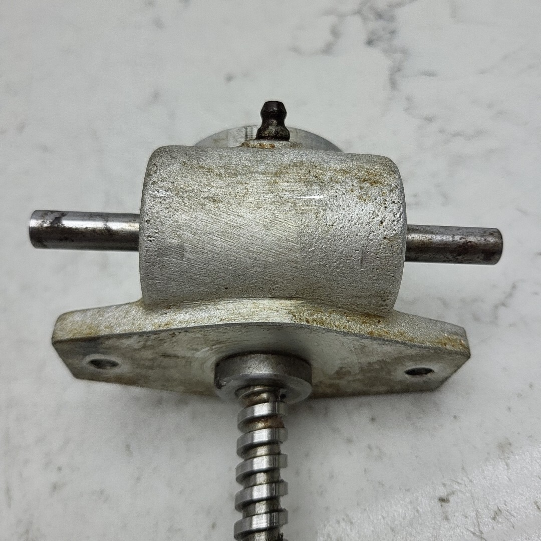 Joyce Dayton WJ500-6-INV-T1 Machine Screw Jack 5:1 Ratio WJ500ITN Used