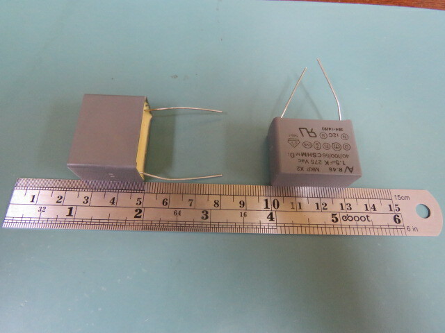 Arcotronics R466155K275BRL Qty of 20 per Lot Radial lead 1.5uF 275 Vac
